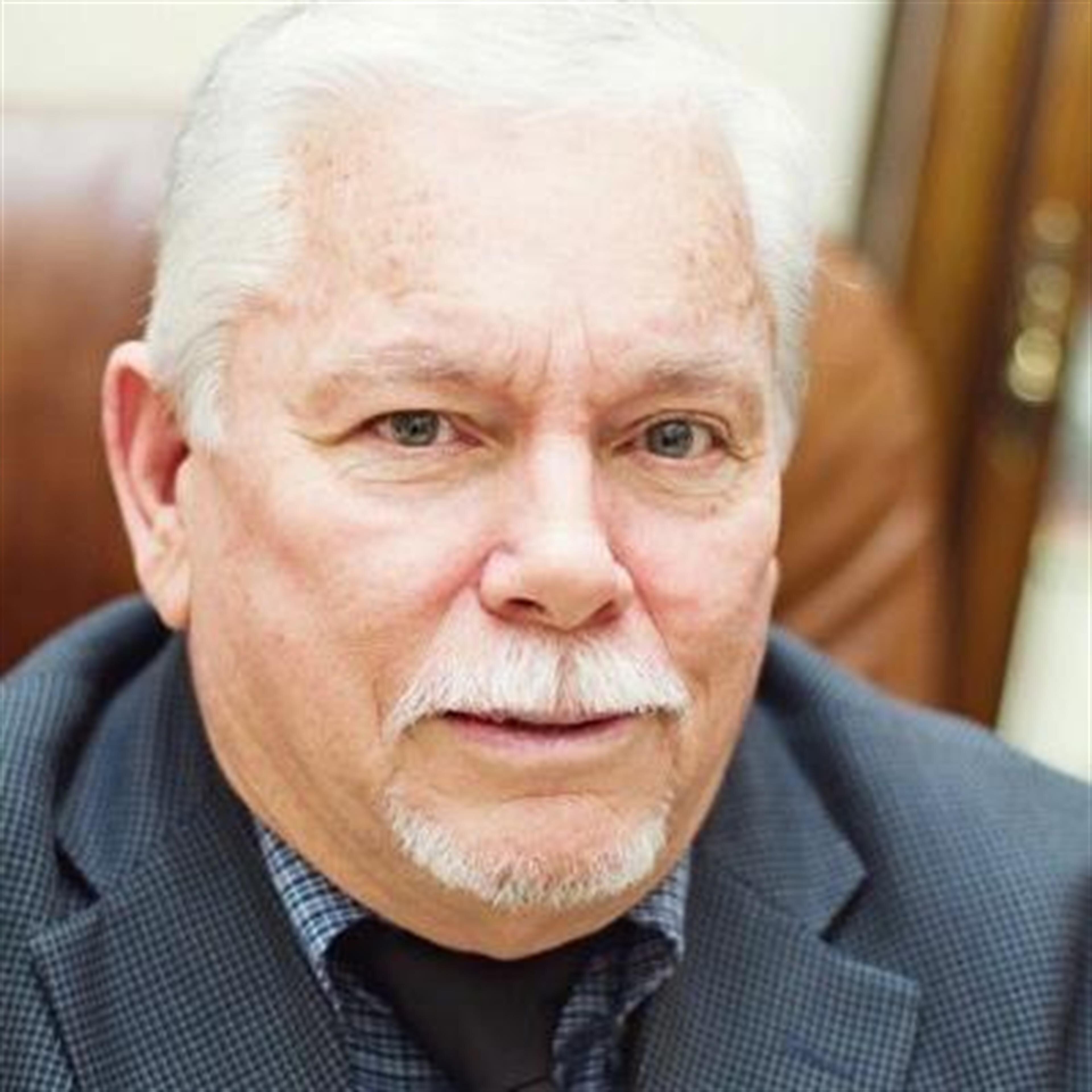 Harold D Arnold