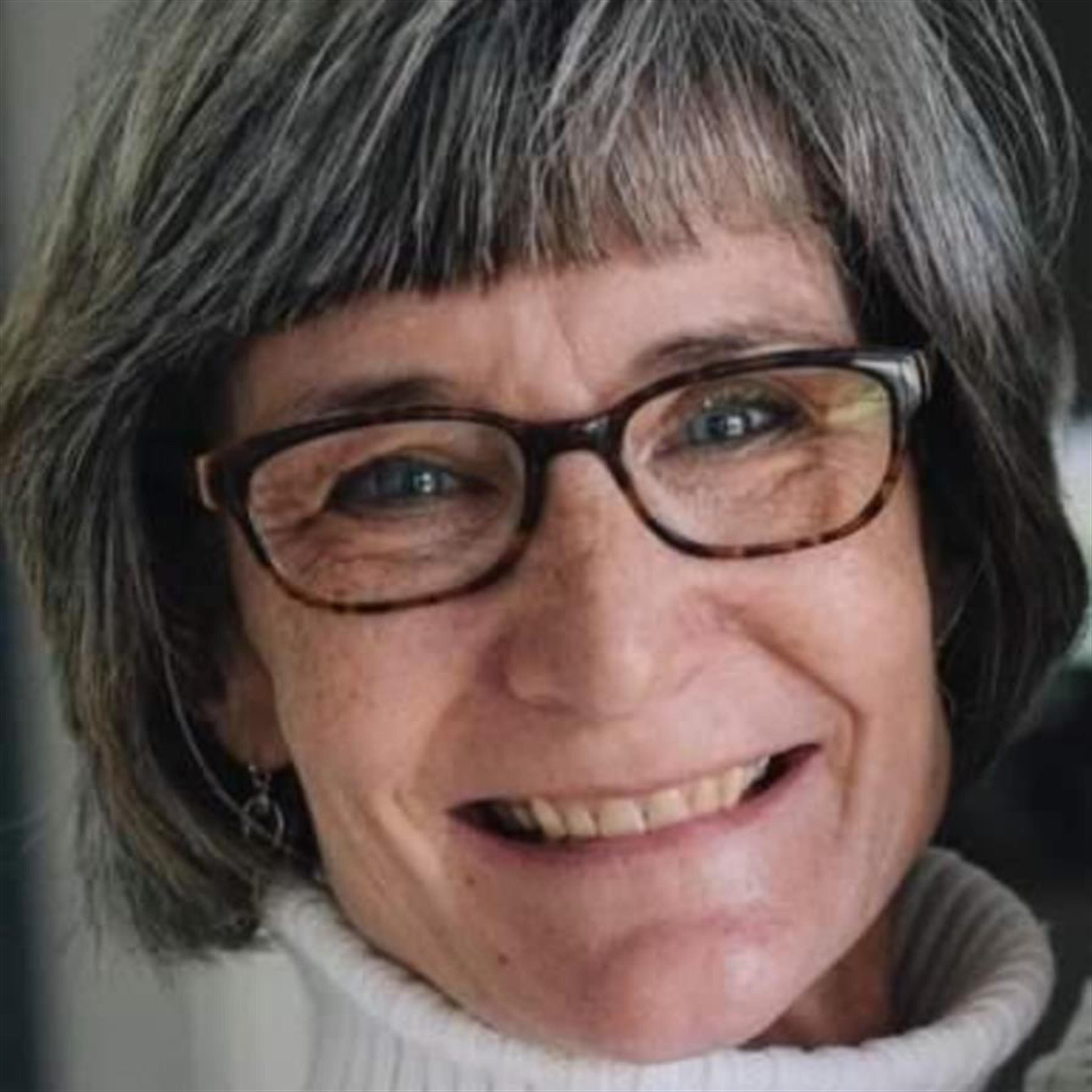 Cheryl Pettes Smith