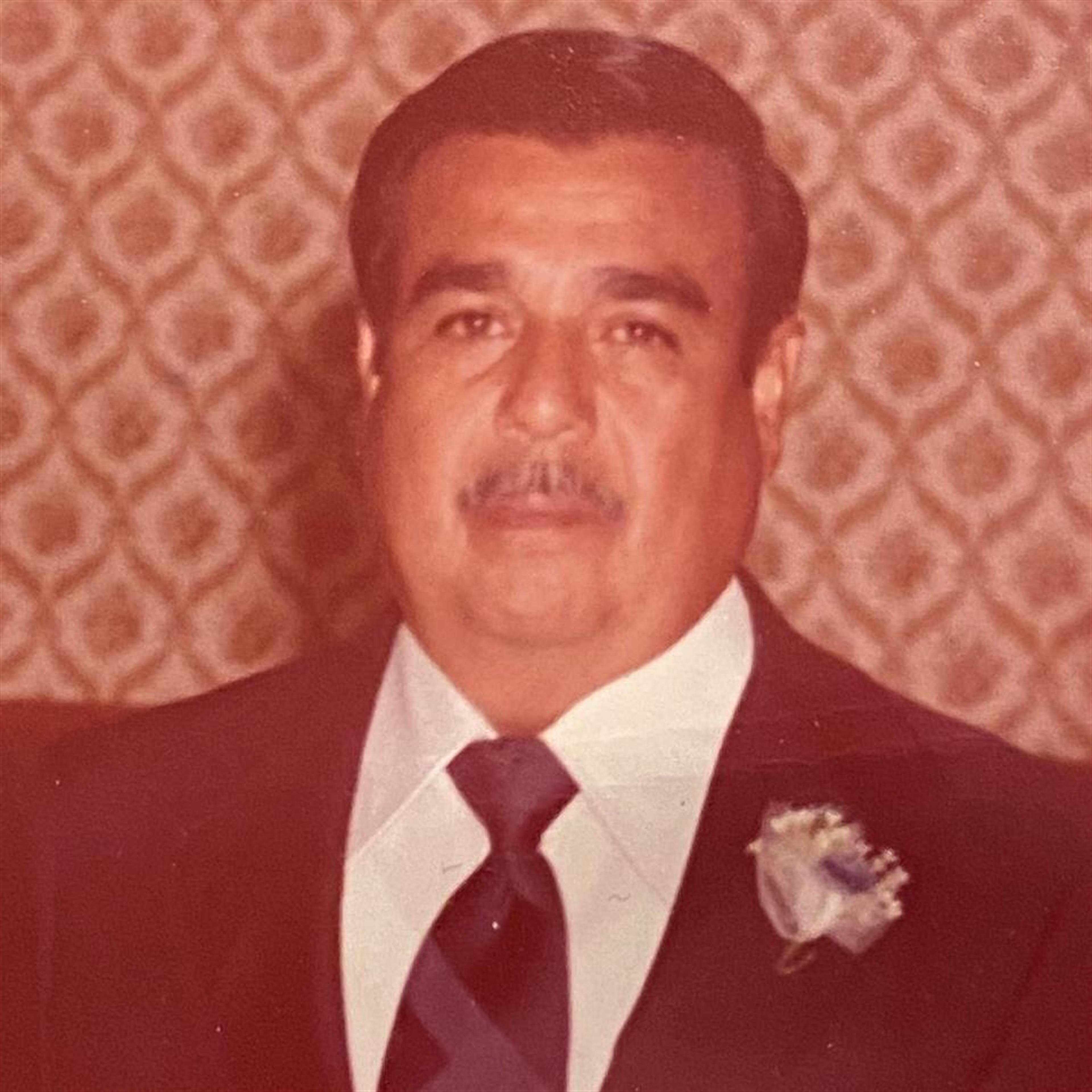 Antonio Leal Sr.