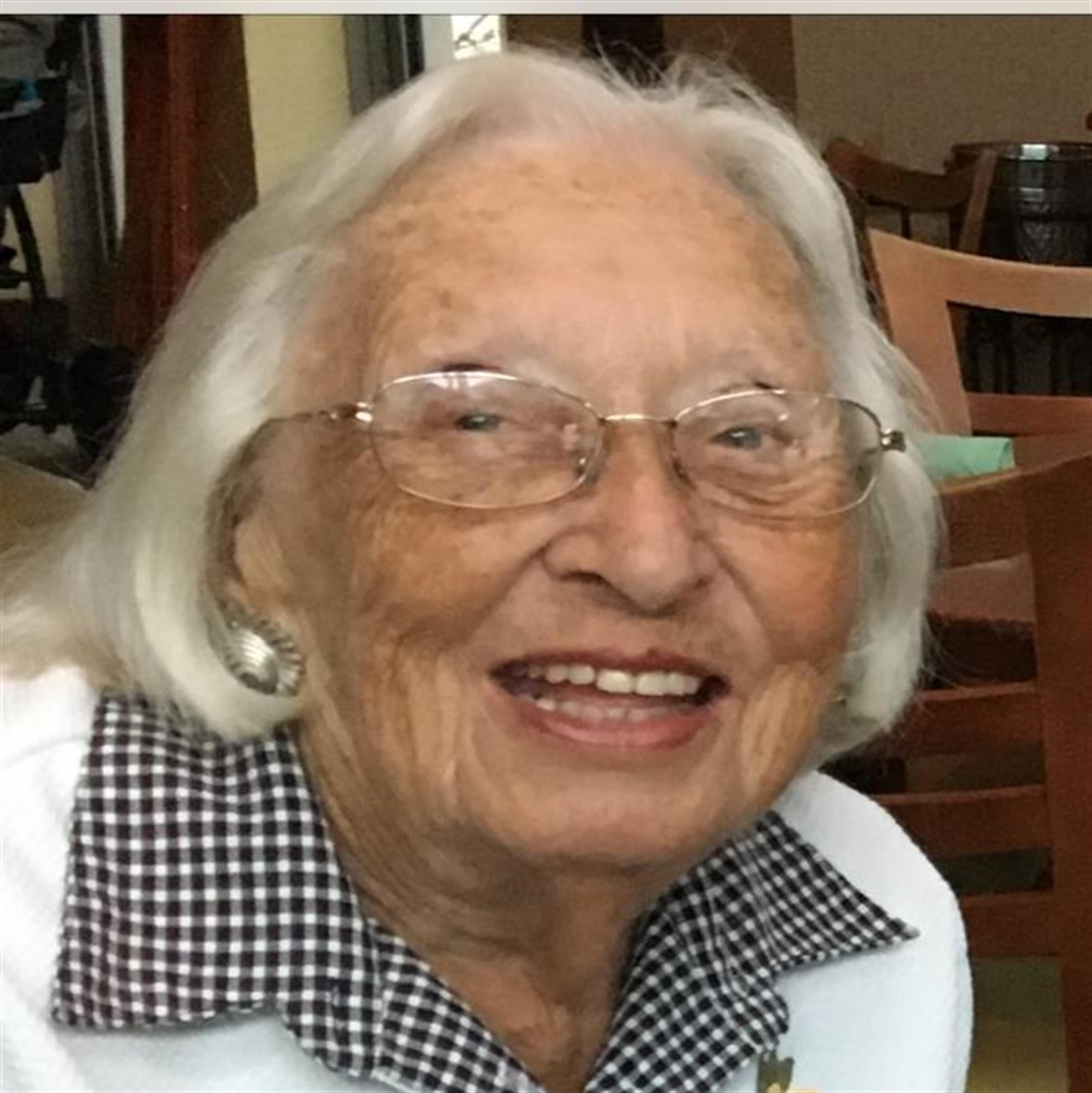 Elizabeth  J Brodowski