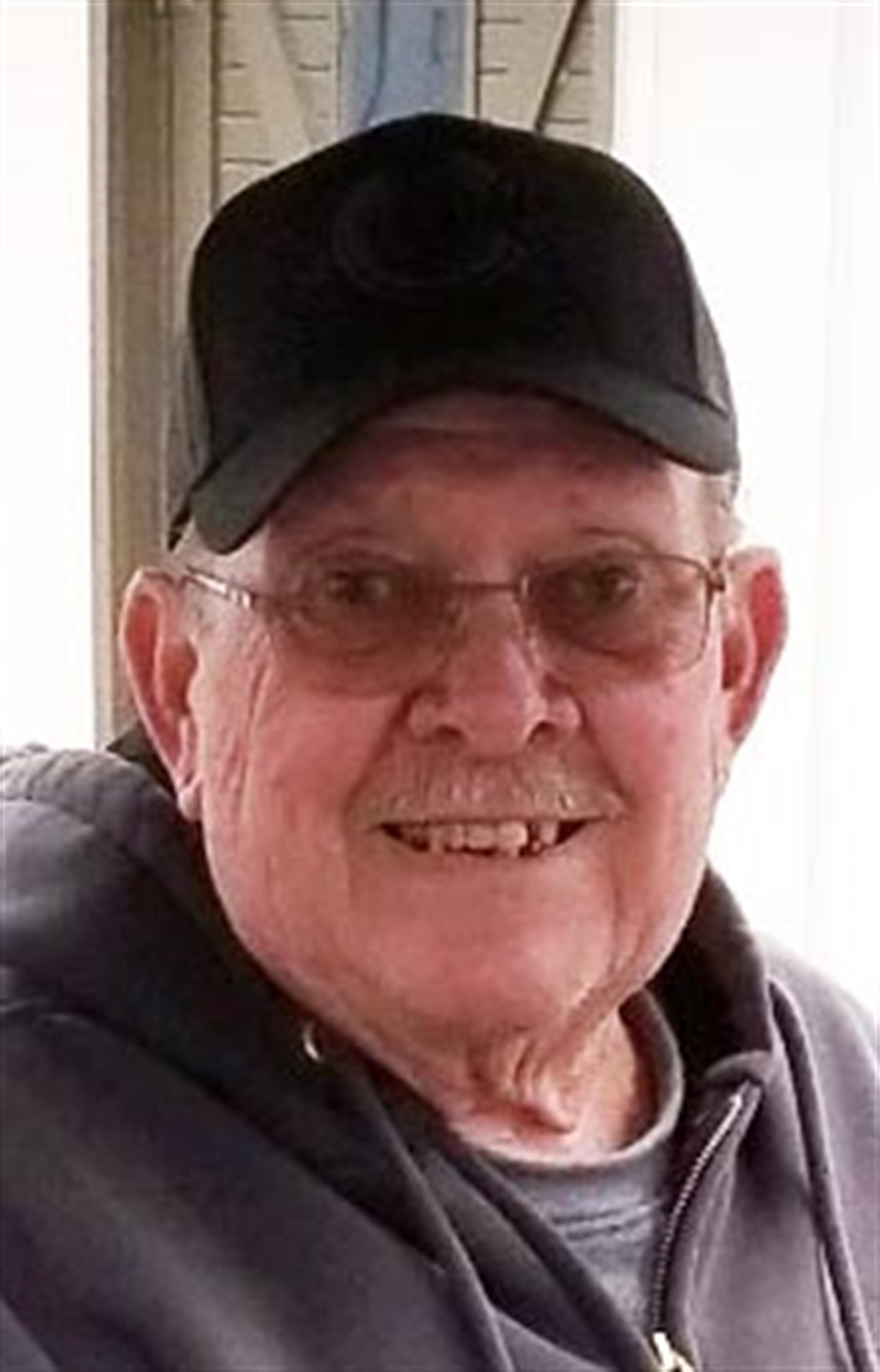Thomas L. Isenbarger's obituary picture