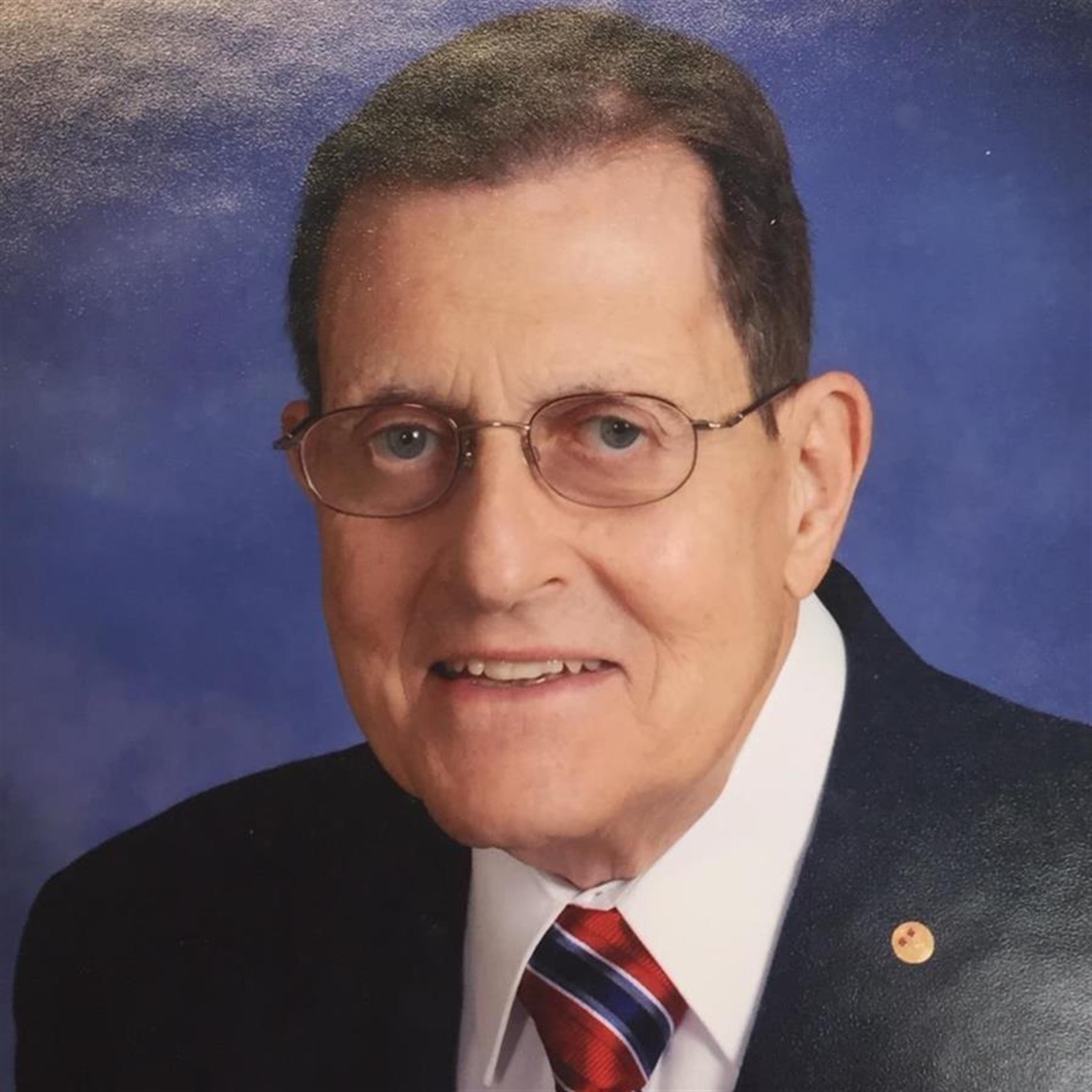 Bruce Macgowan