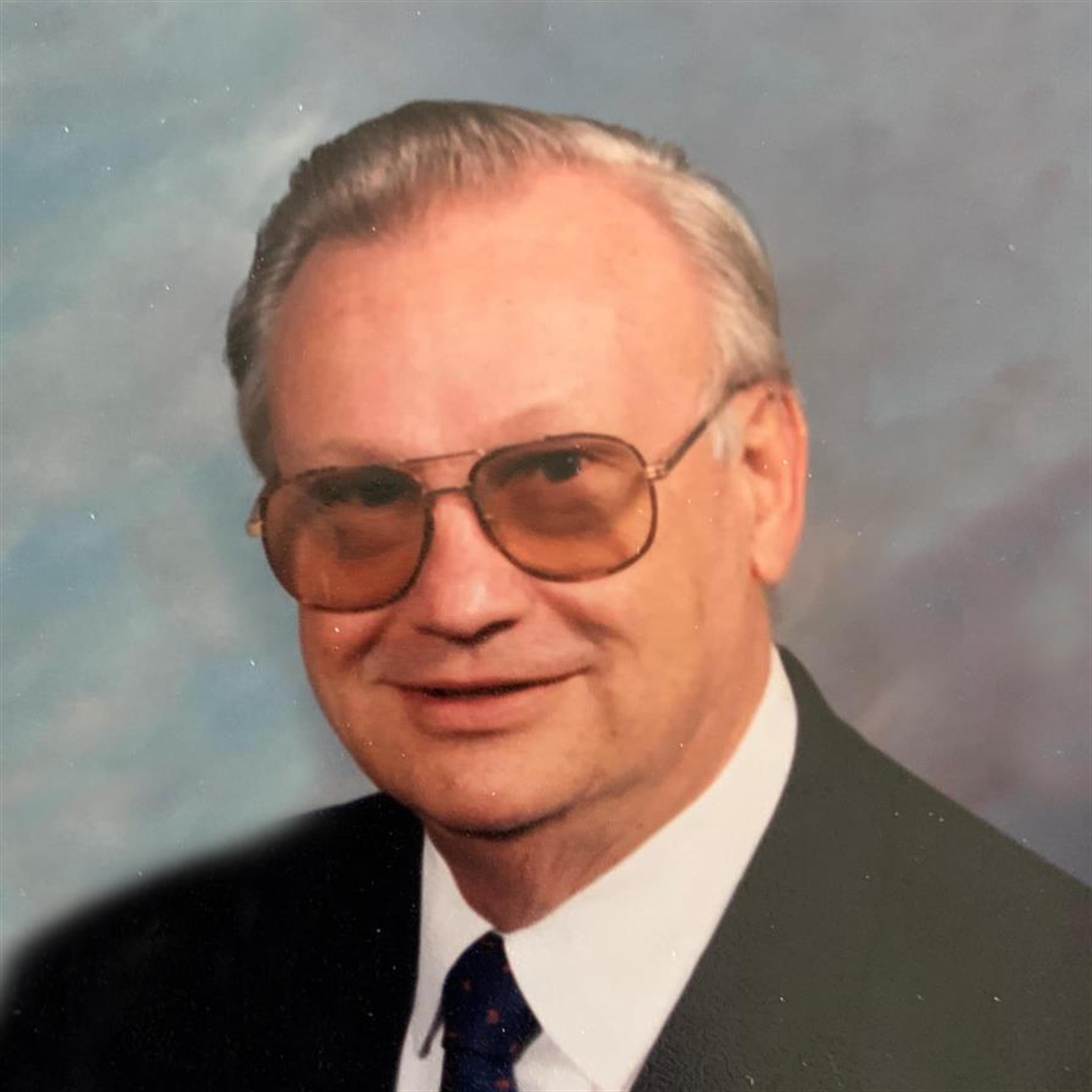 Richard  R.  Oslund MD