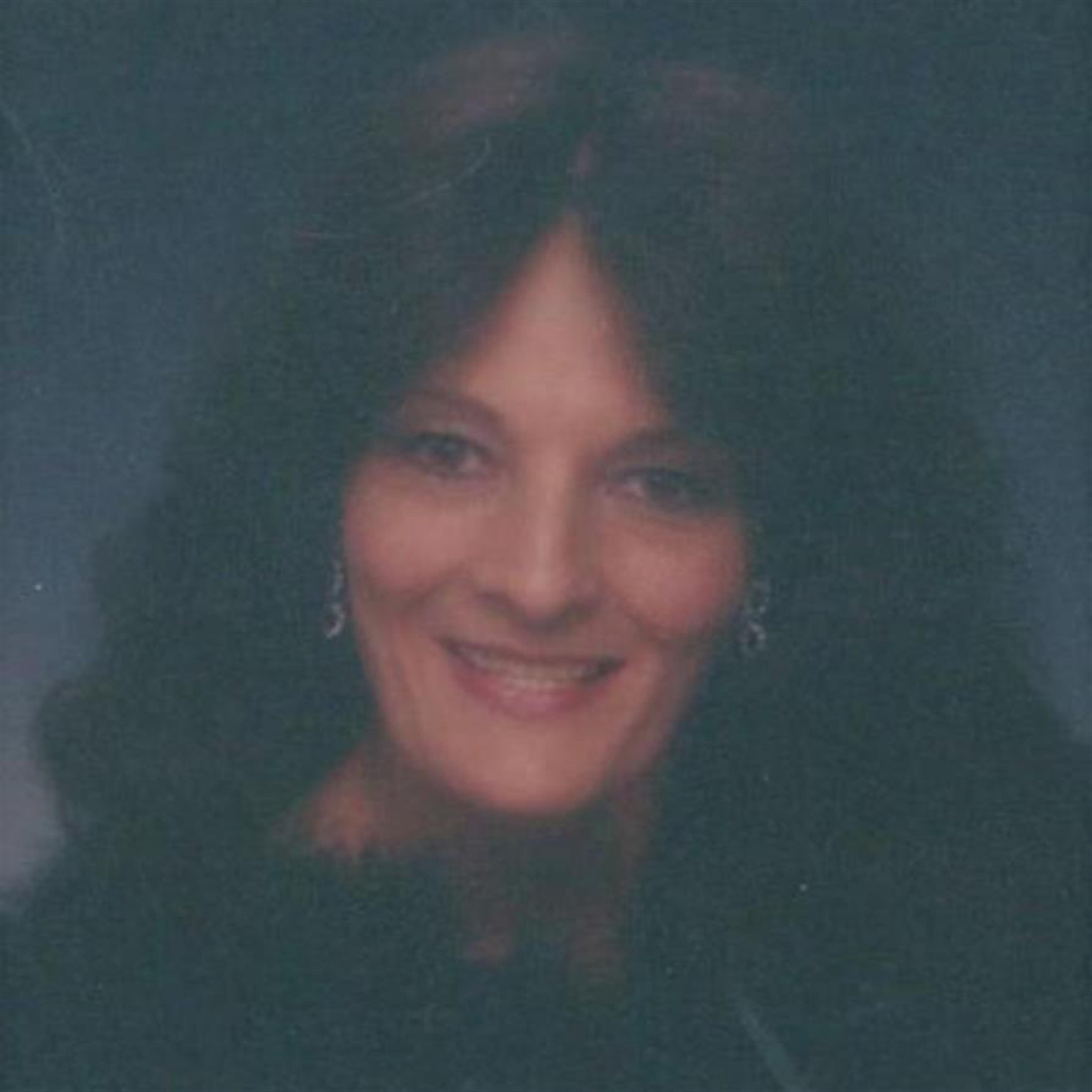Cynthia Lynn Wiott
