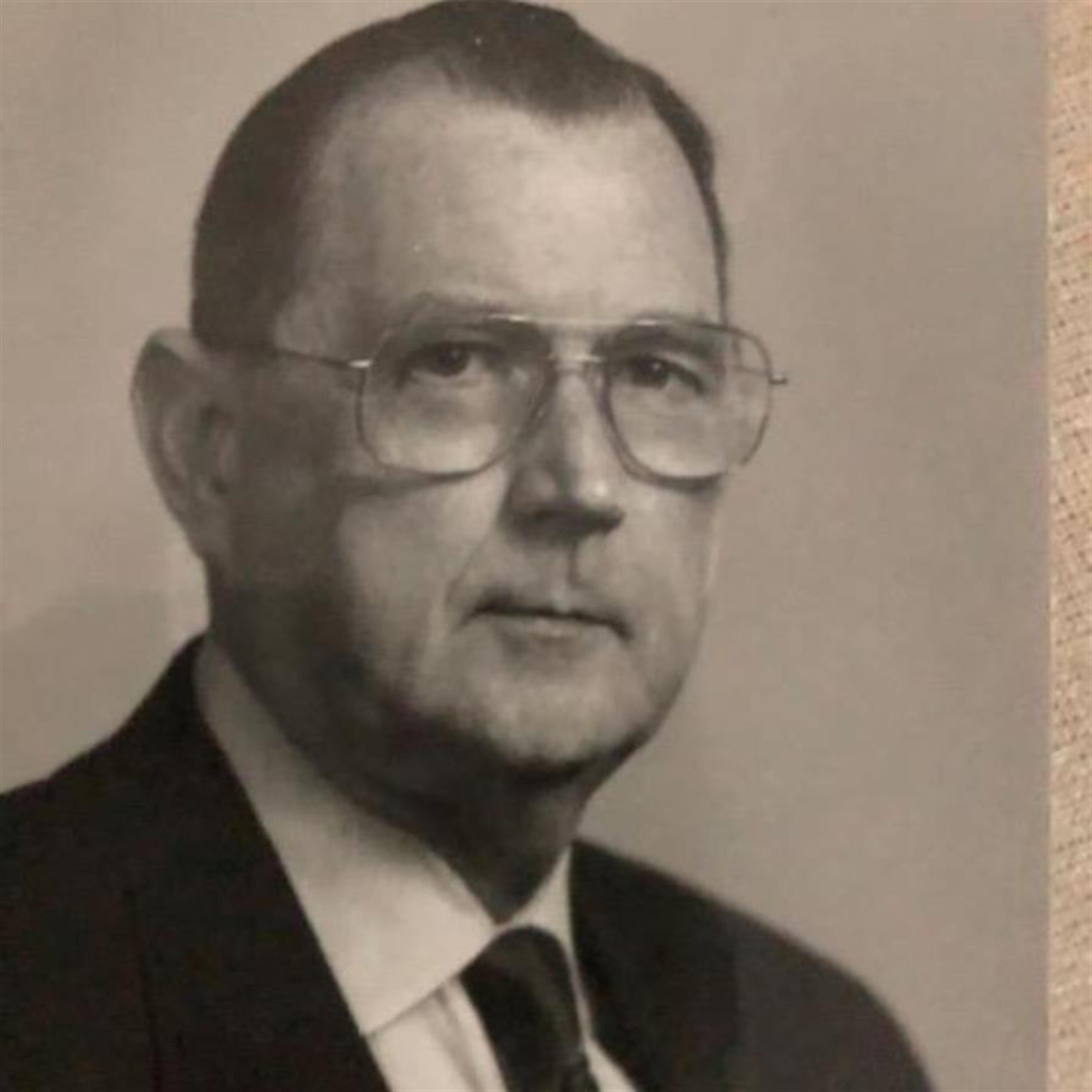 Dr.  Newton B. Griffin MD