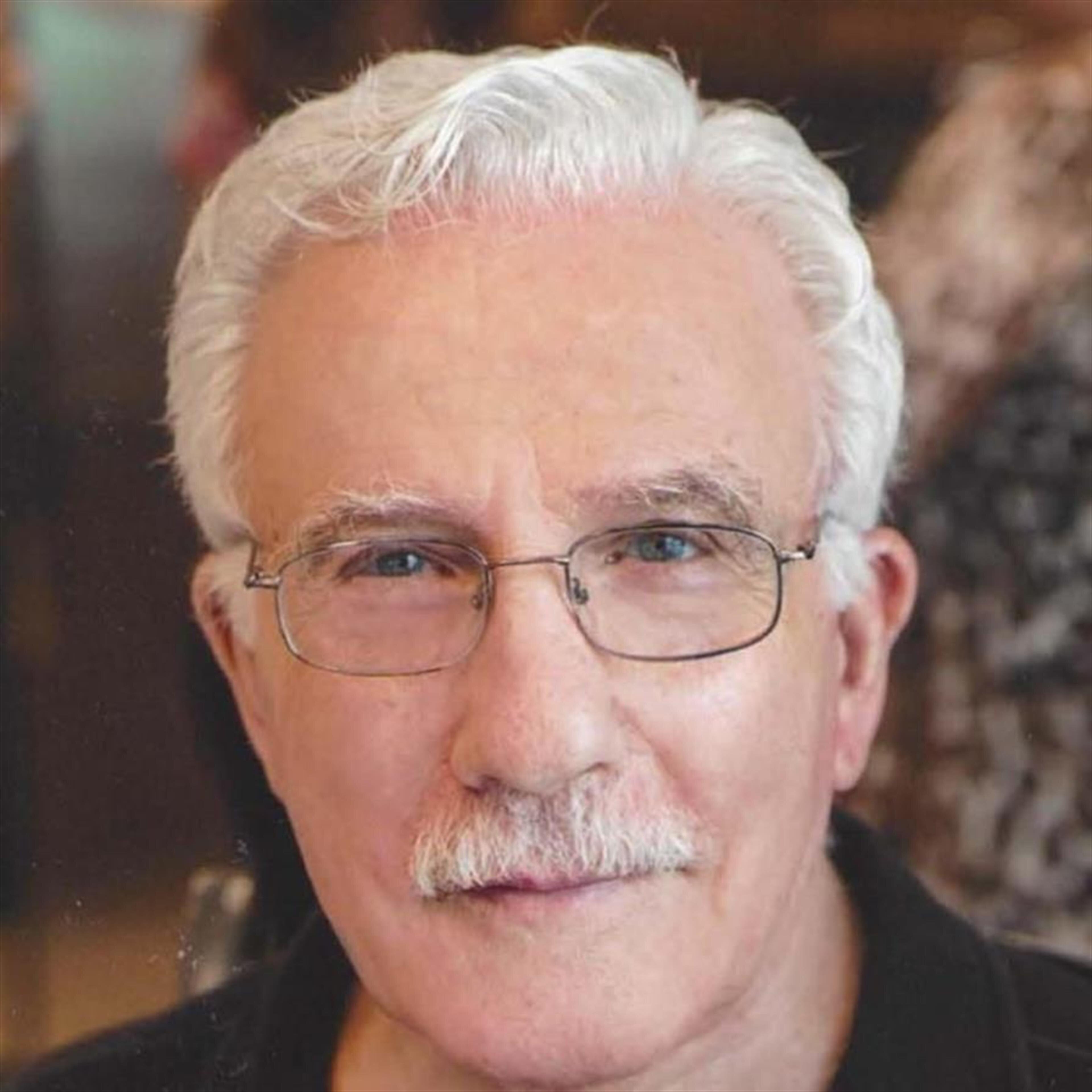 Walter M Lechten