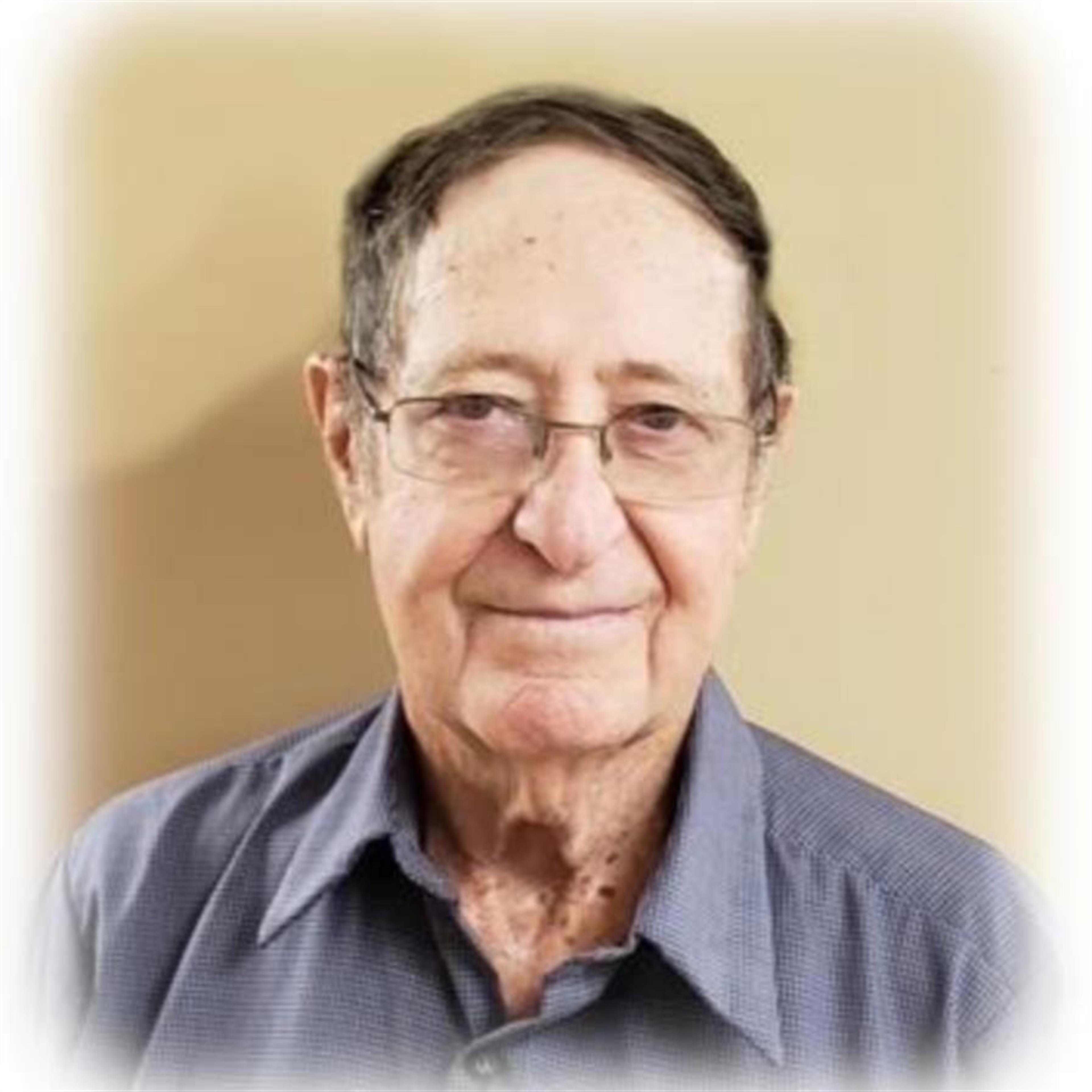 Donald E. Mueller's obituary picture