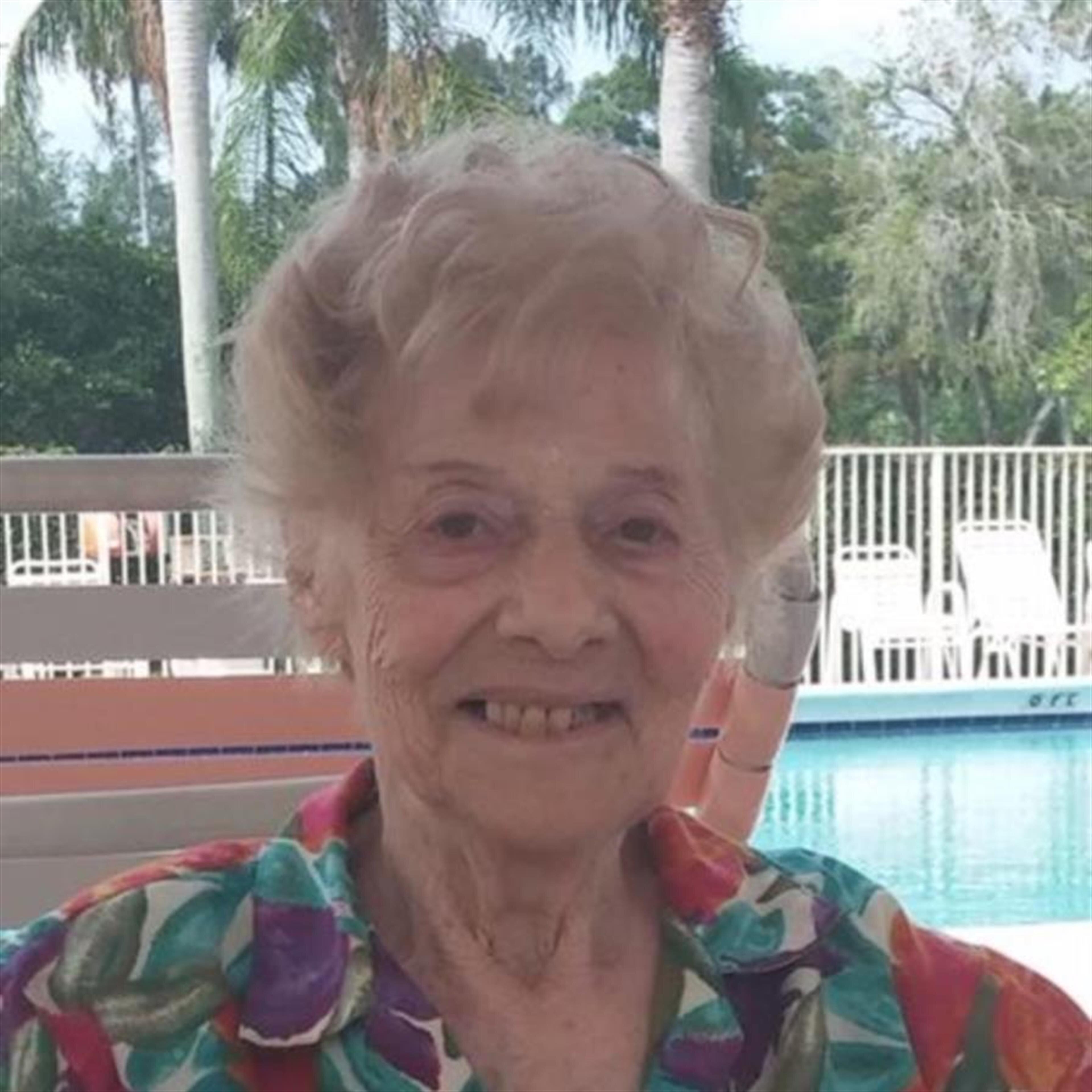 Gloria Garber
