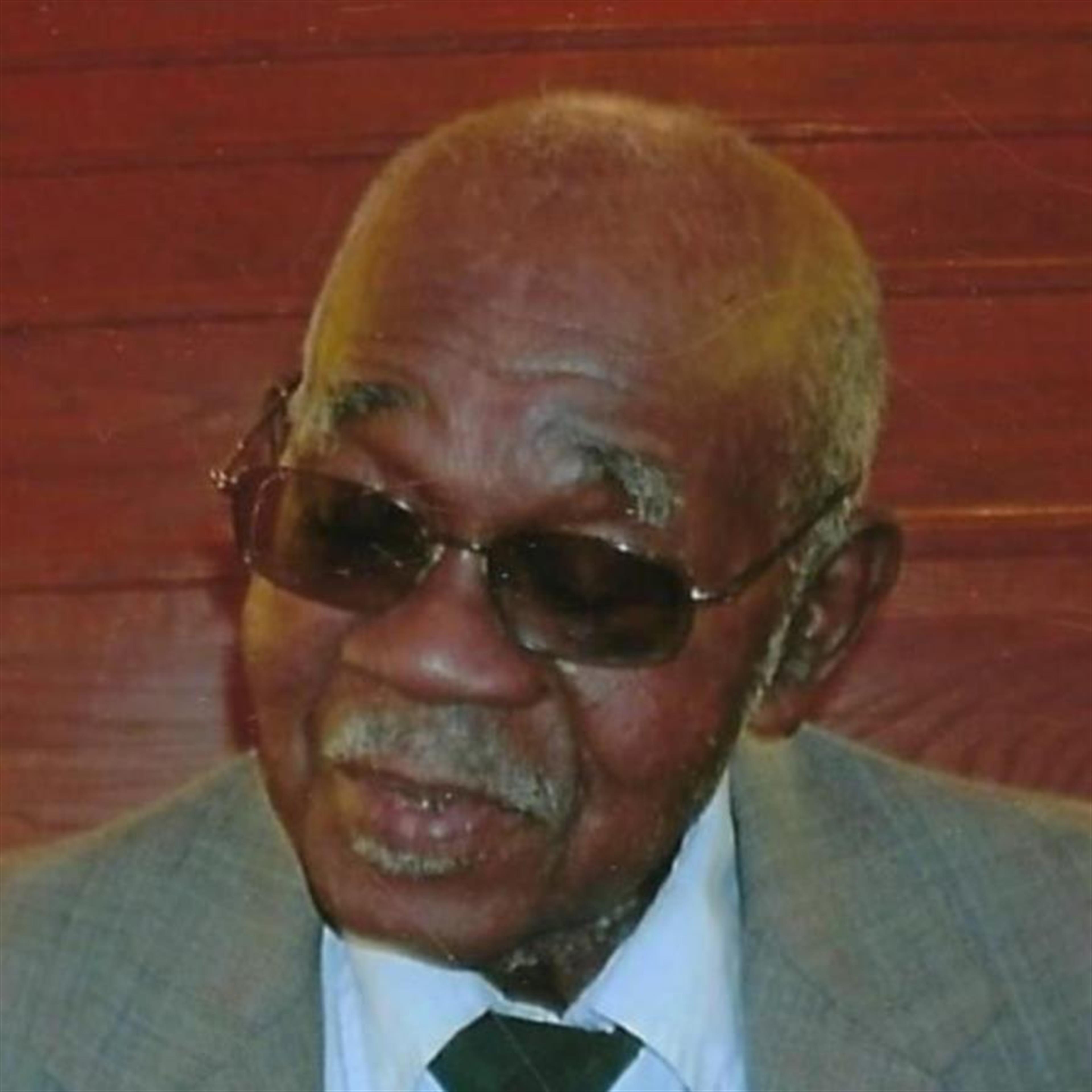 Mr. Emerson Boyd Newsome's obituary picture