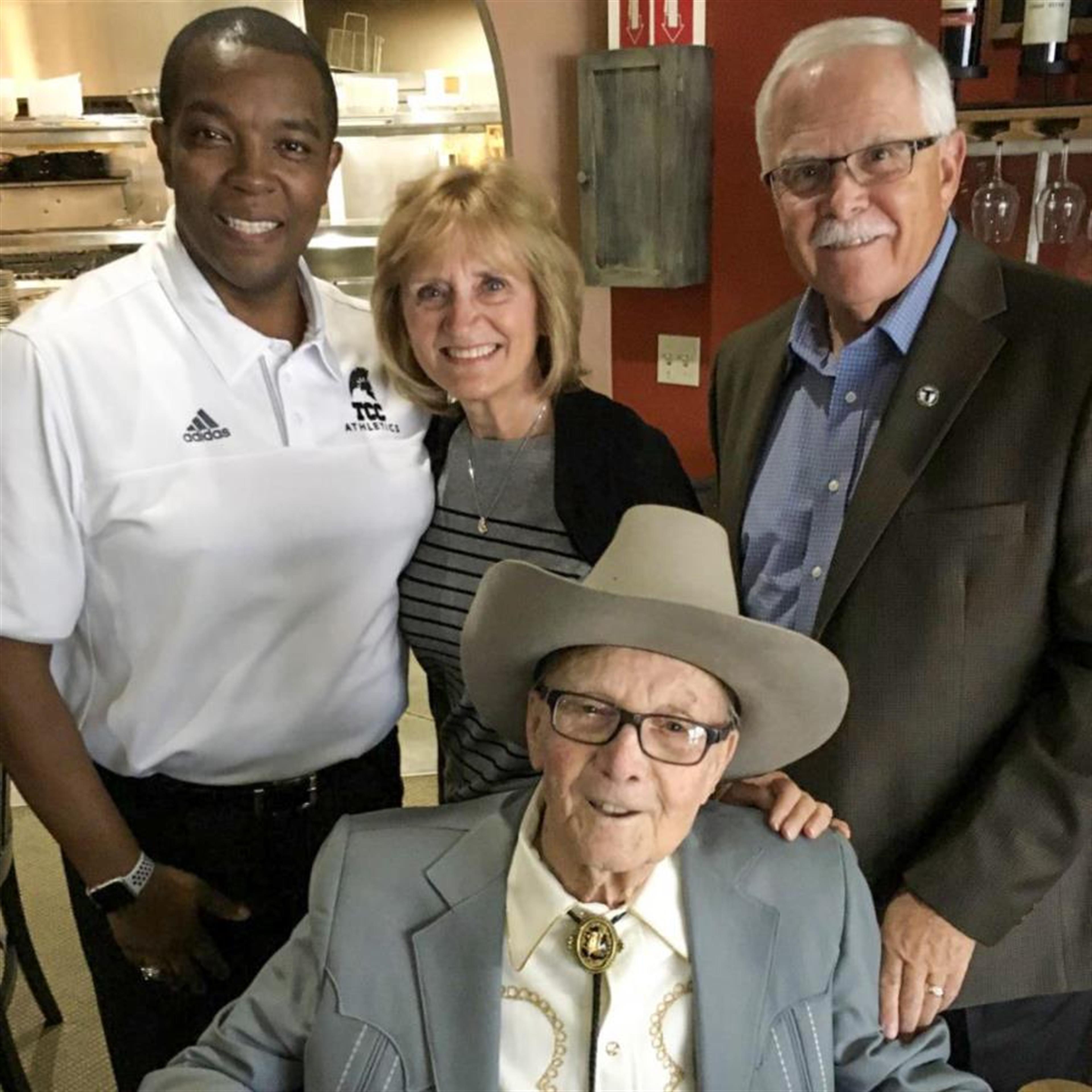 H.C. "Joe" Harned's obituary picture