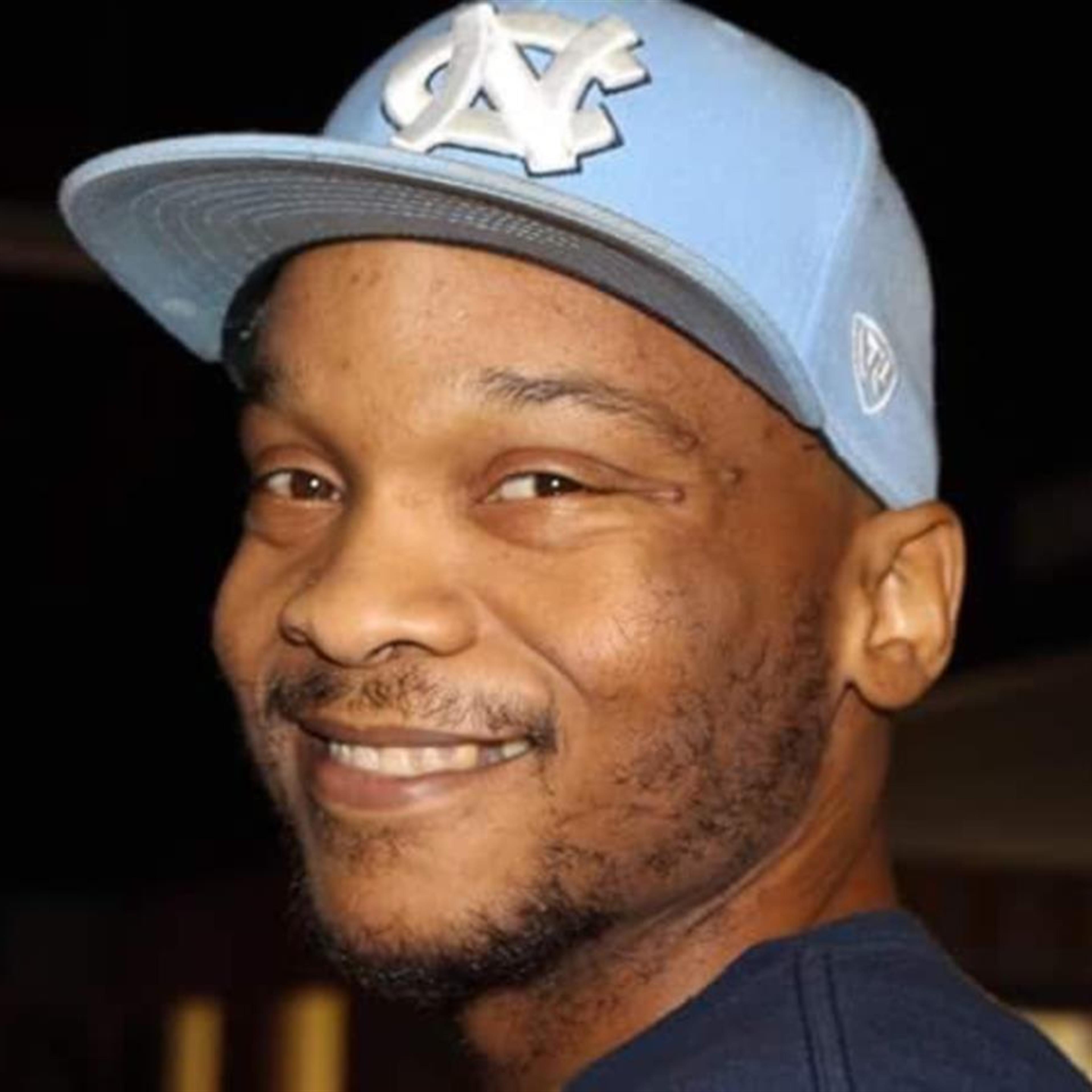 Mr. Stephan Devon Dennis' obituary picture