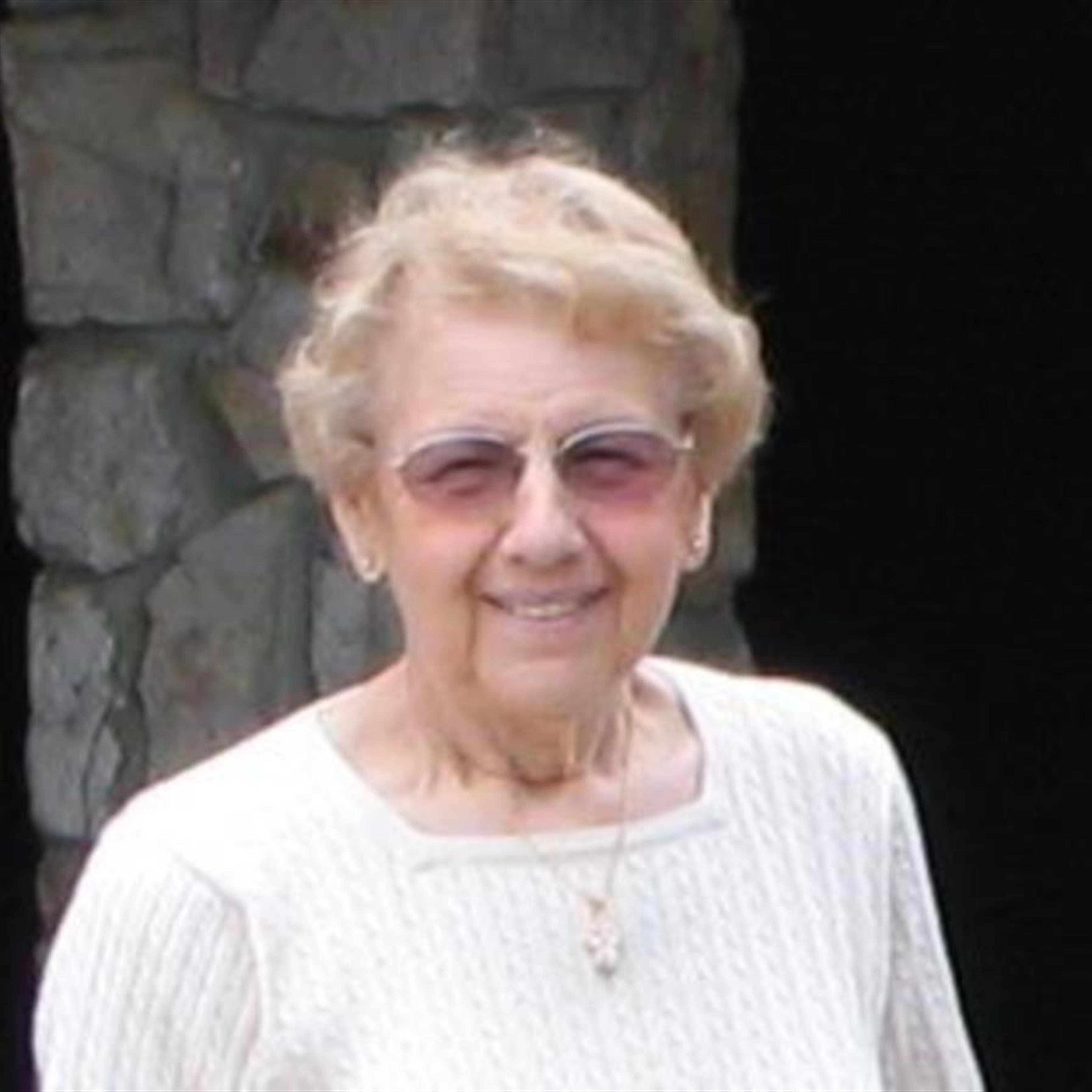 Lucille Lovelace