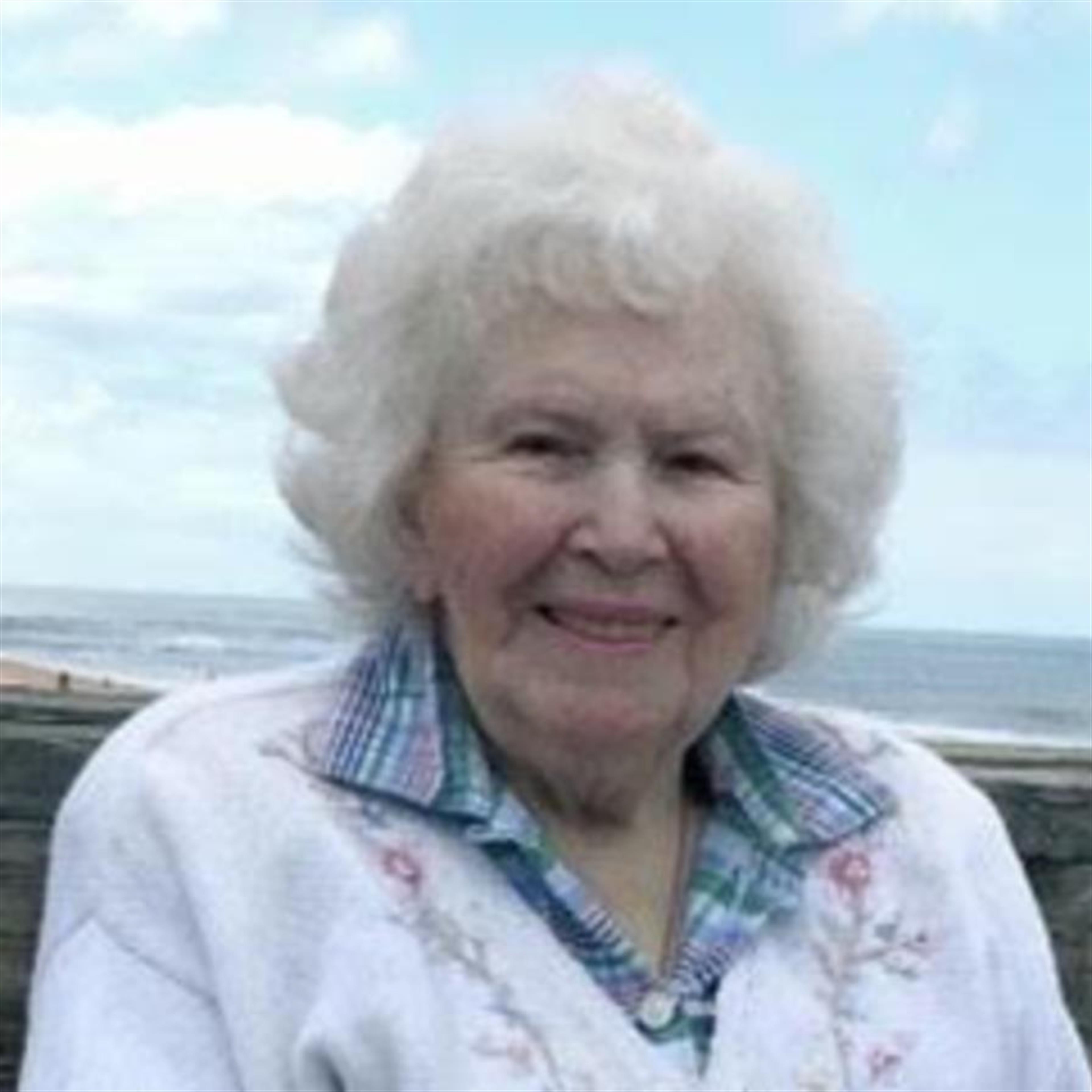 Cecilia M Moczarski