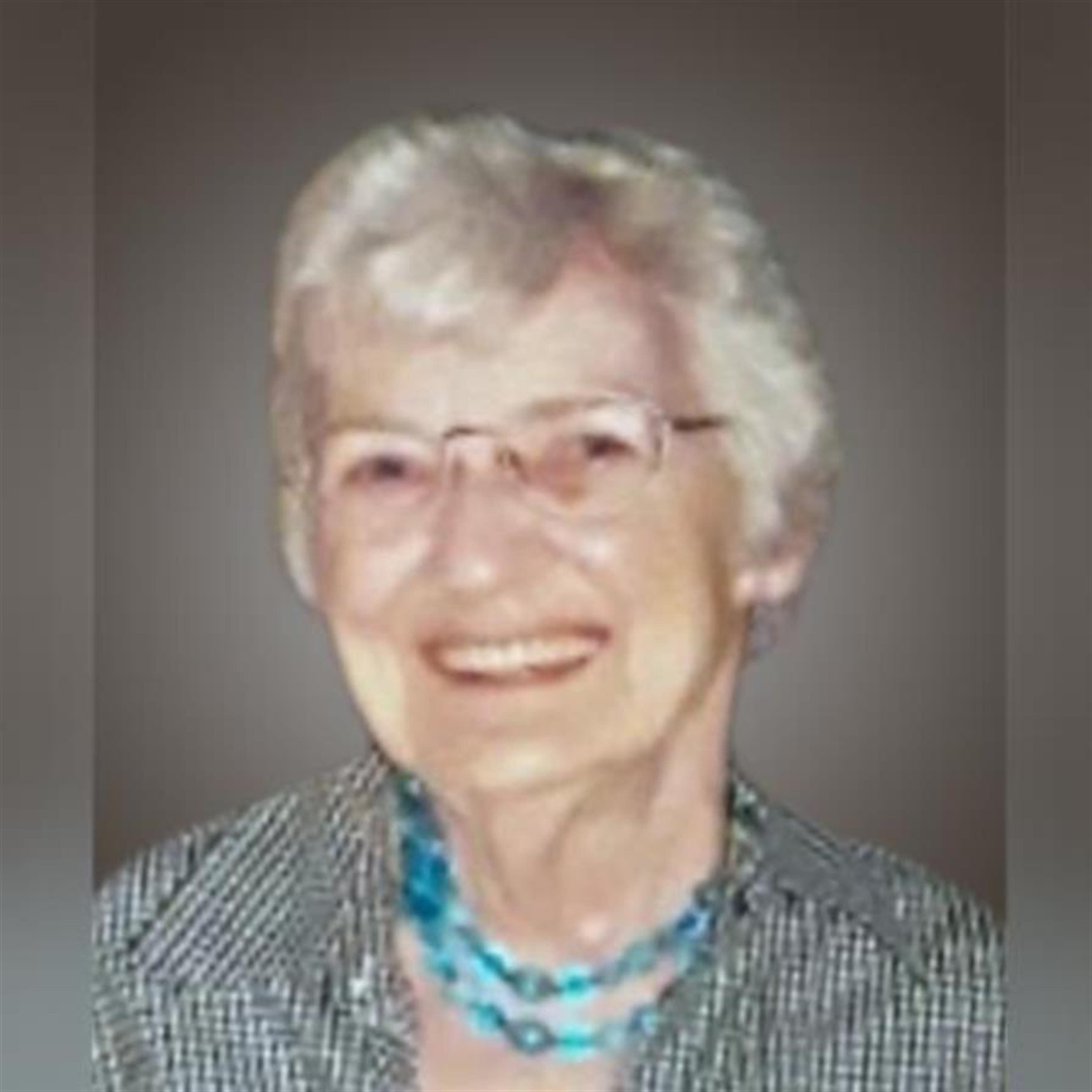Geraldine Perilloux Carter