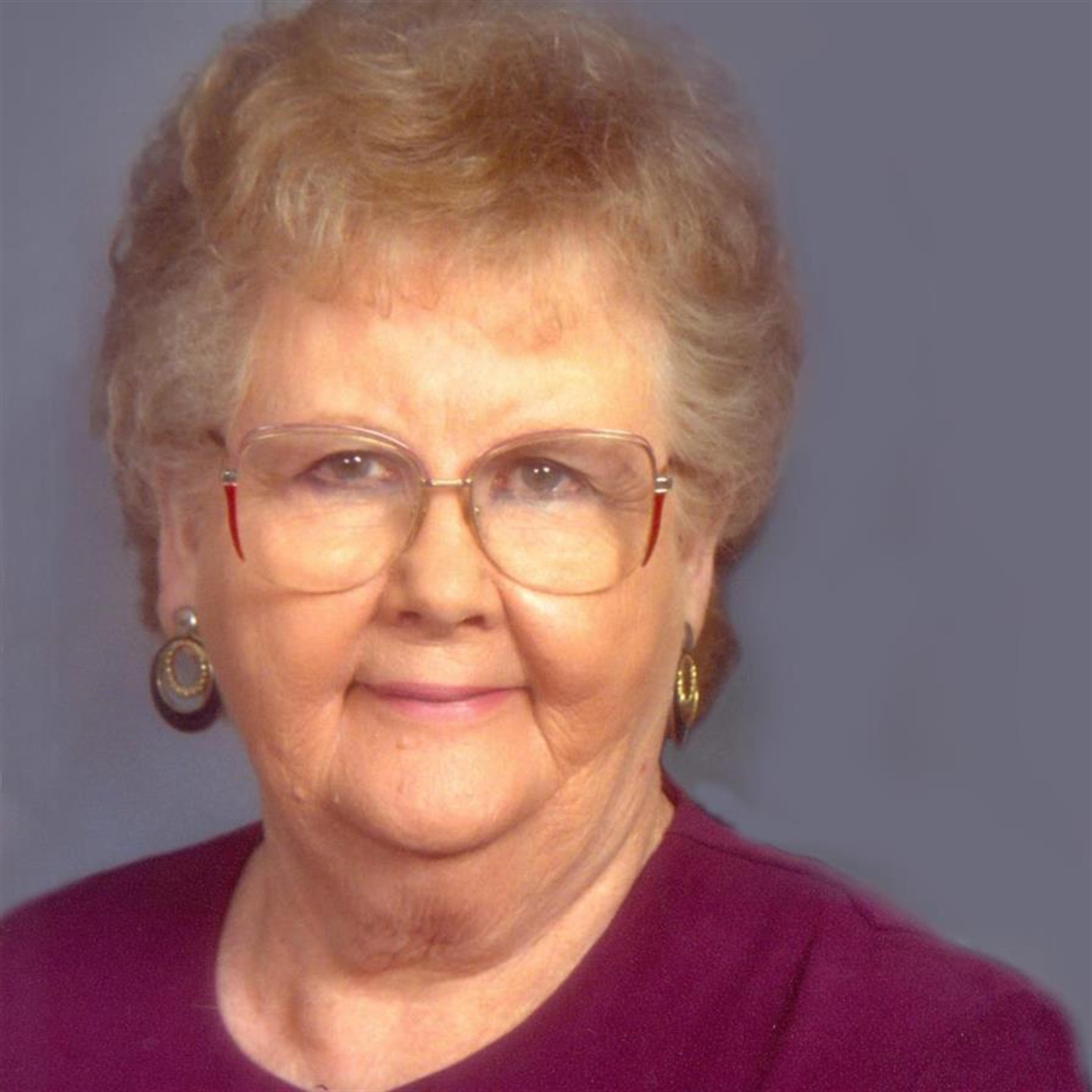 Virginia Lea Courson (Lebanon)