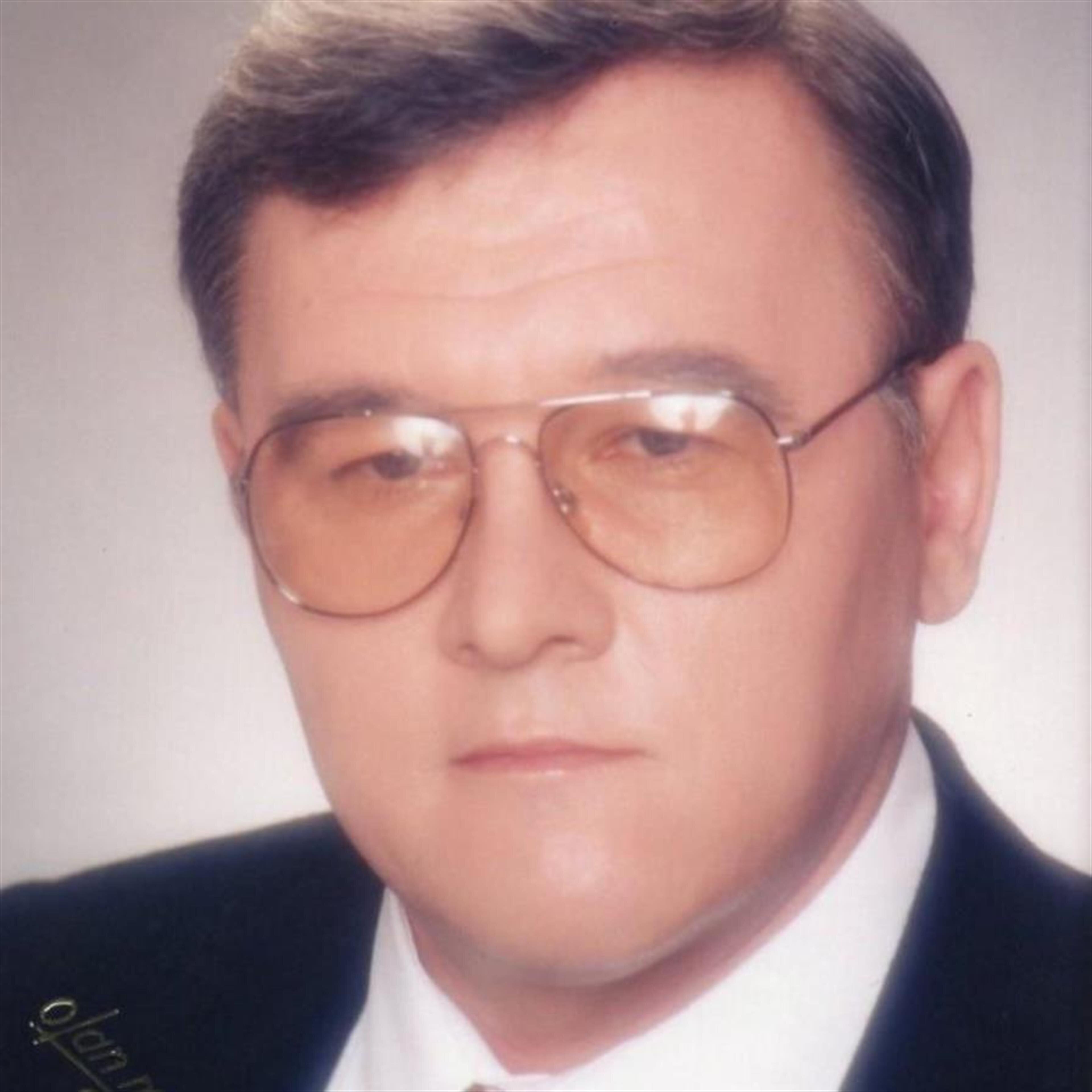 Miroslaw A Slawinski