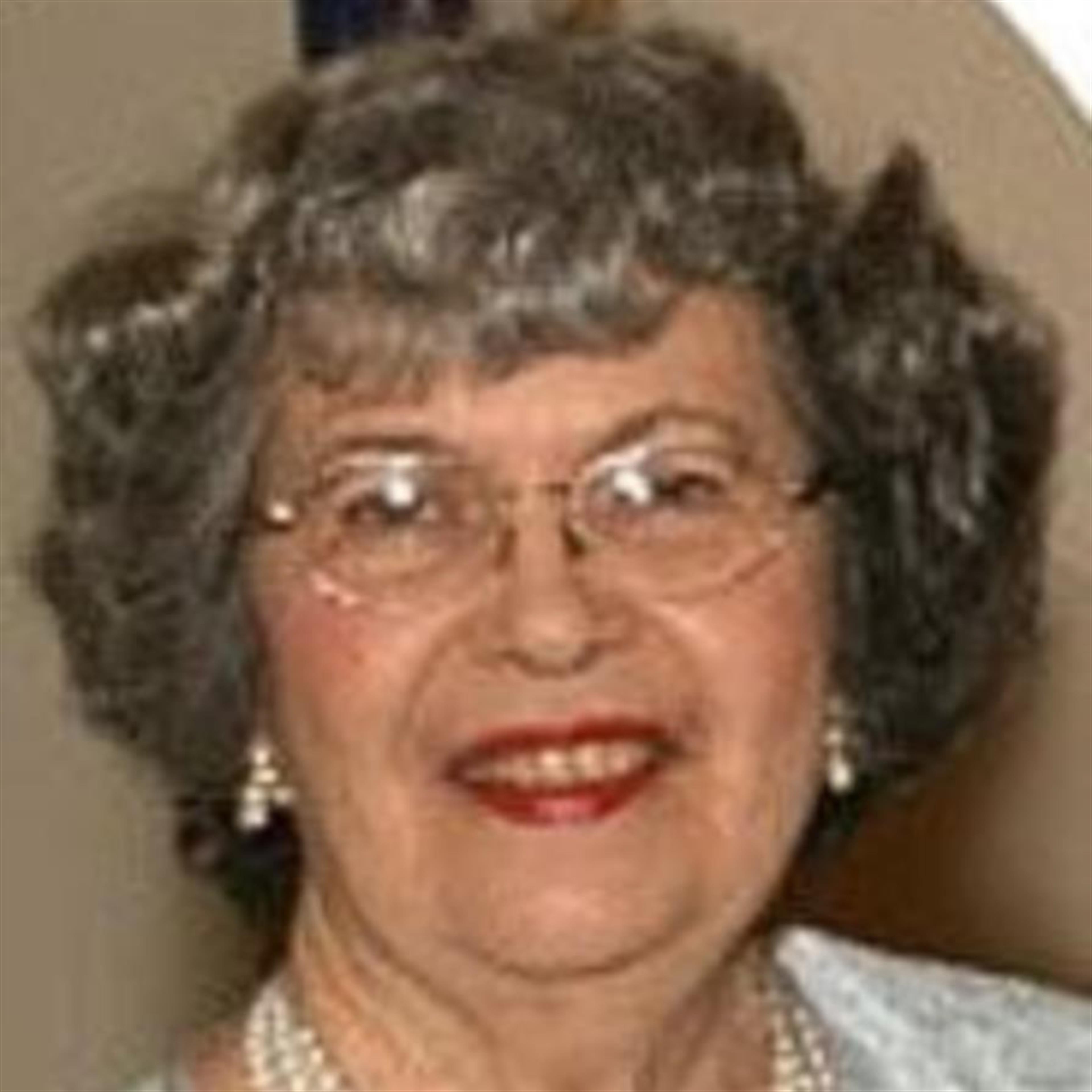 ELSIE MUNIZ FOX