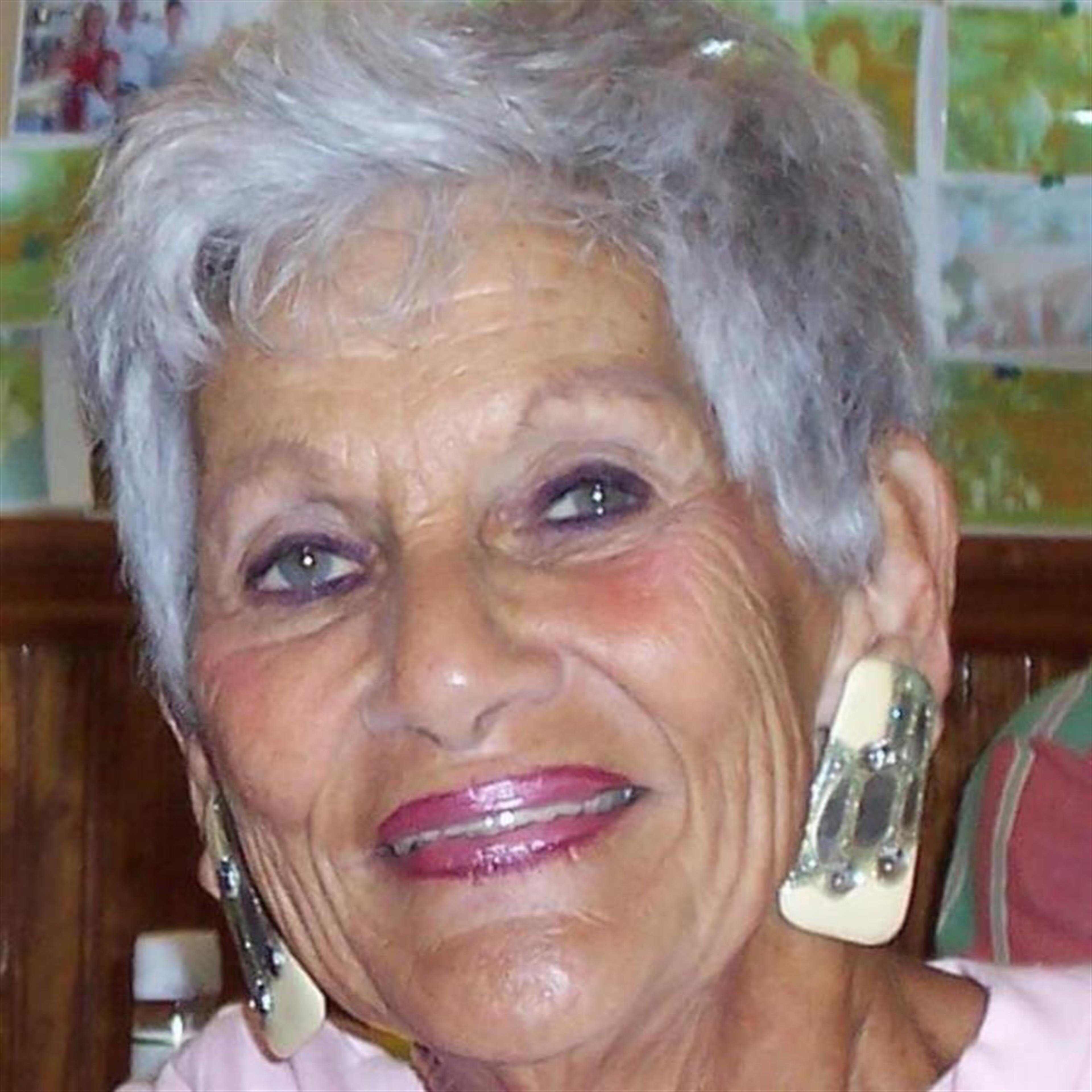 EVELYN KARTEN