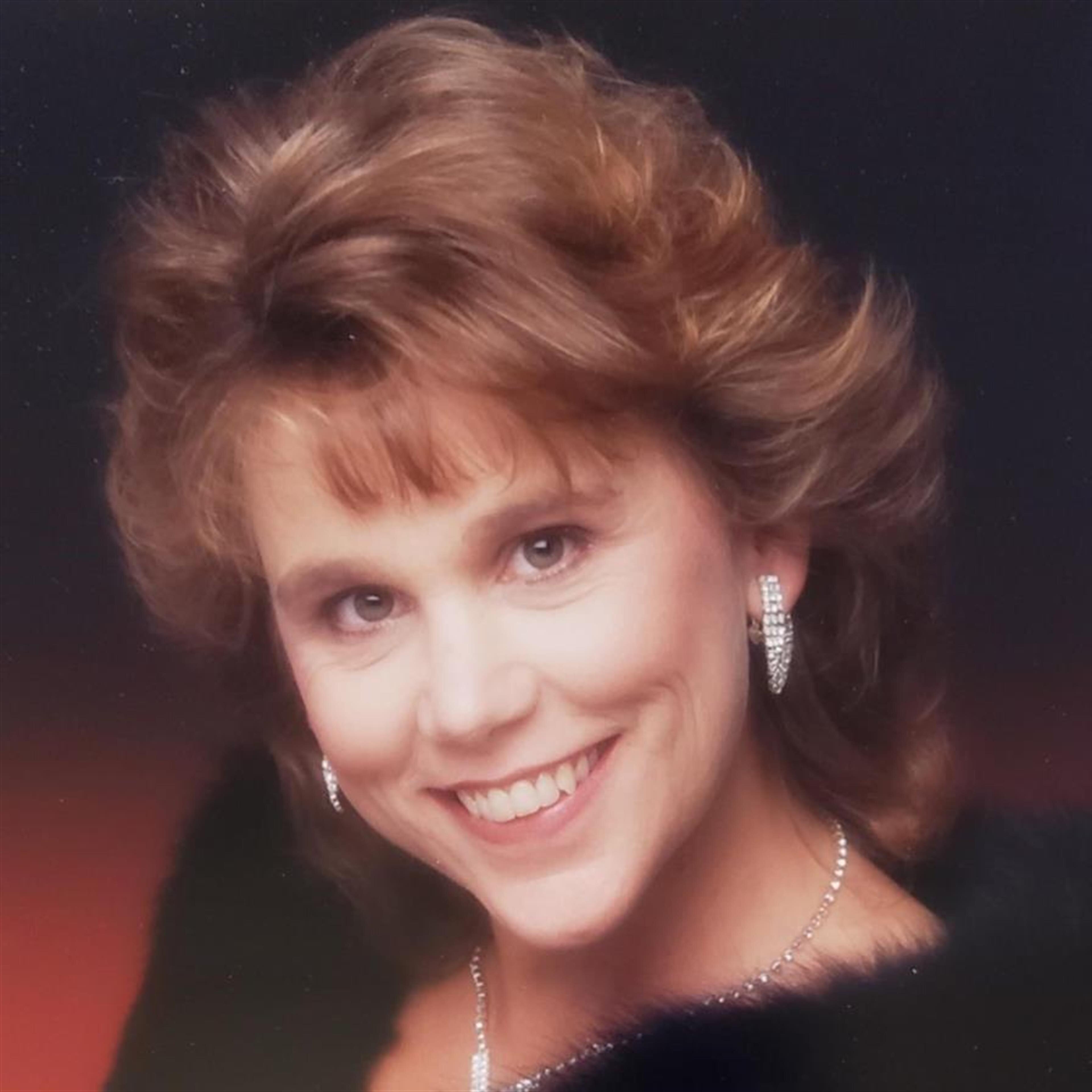 Lori Lee Bowles