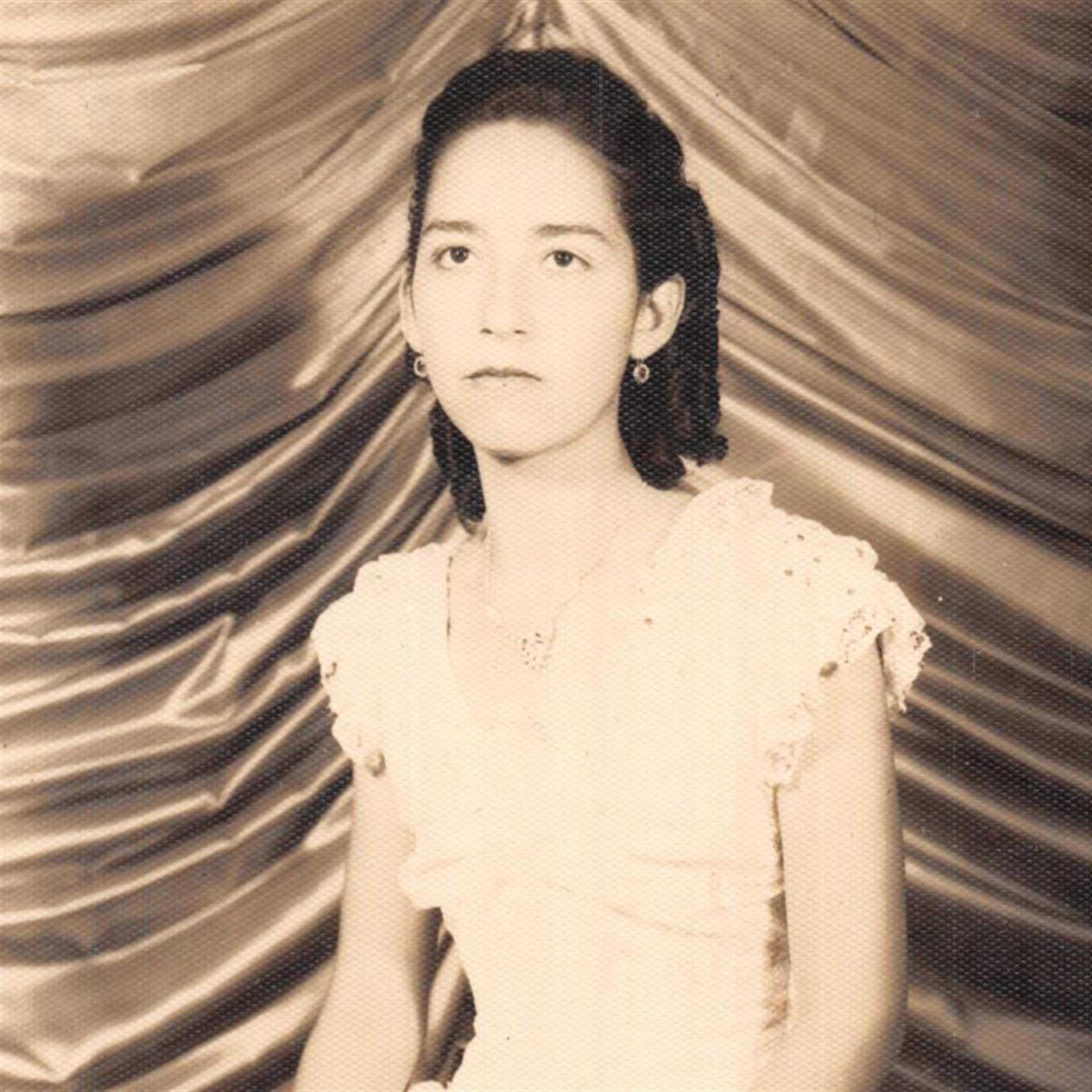 Mrs. Maria E. Vega De Avendaño