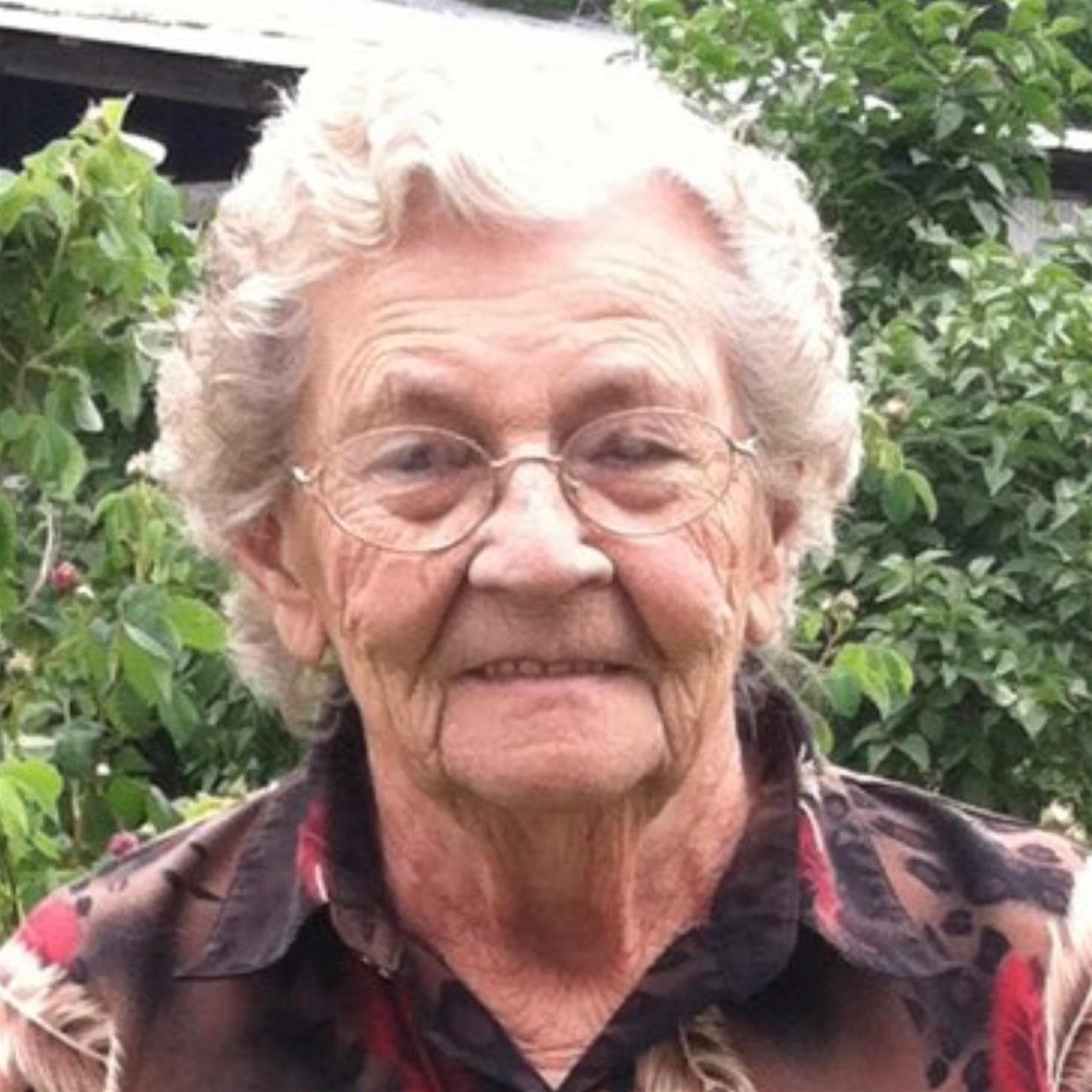 Velma Nelson (Lebanon)