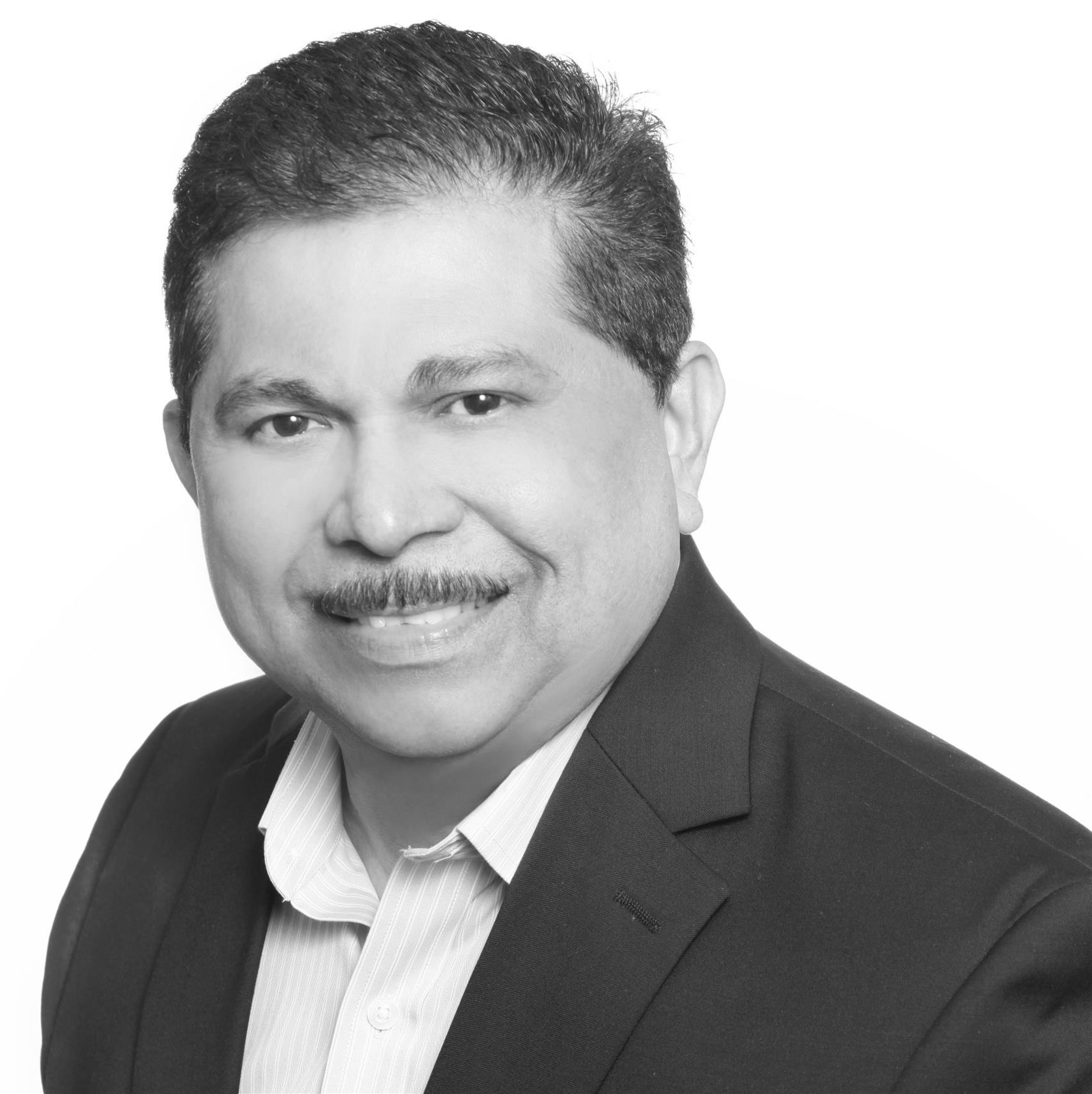 Mr. Rigoberto Flores