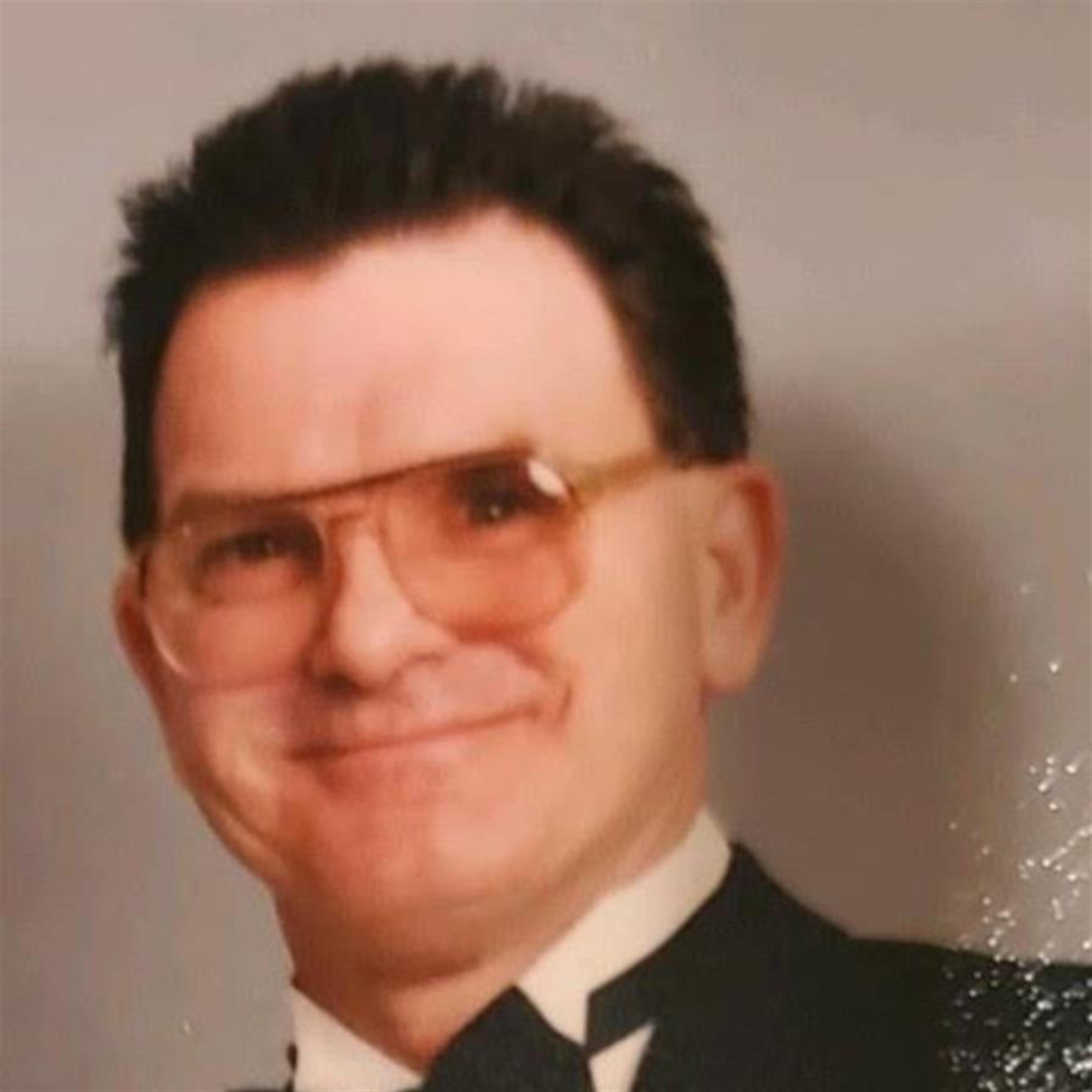 Charles J. Sauer III's obituary picture