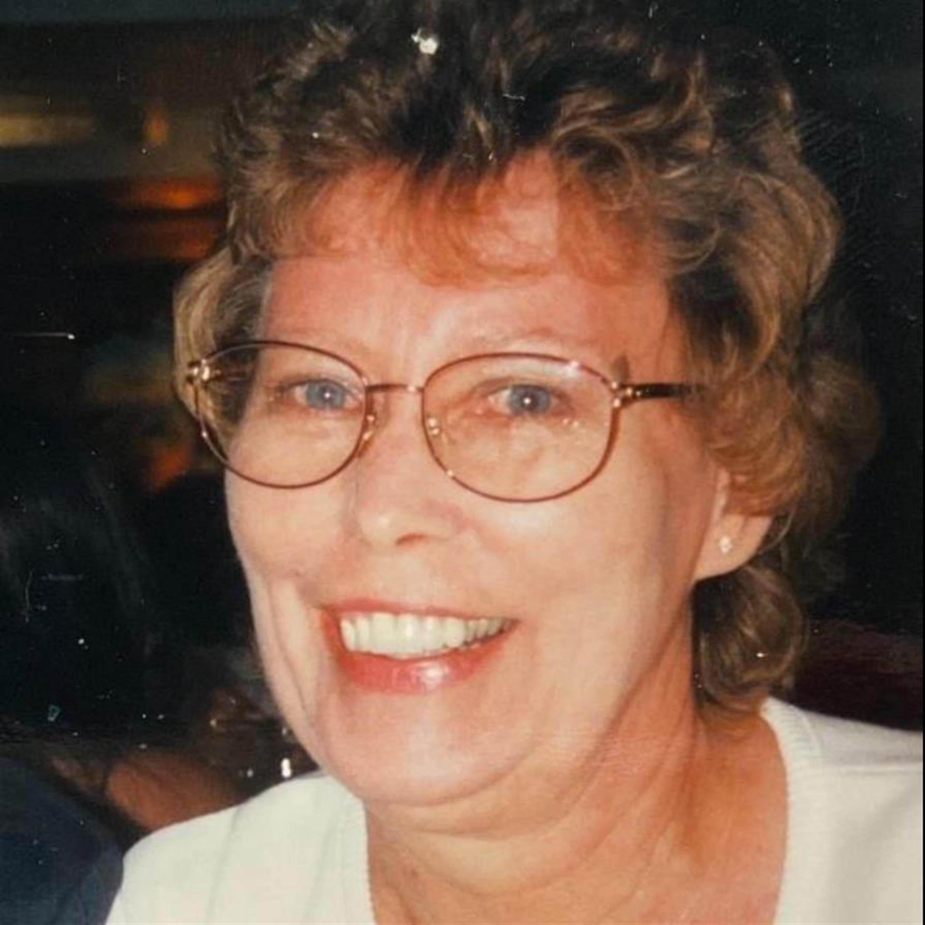 Linda K Carrier