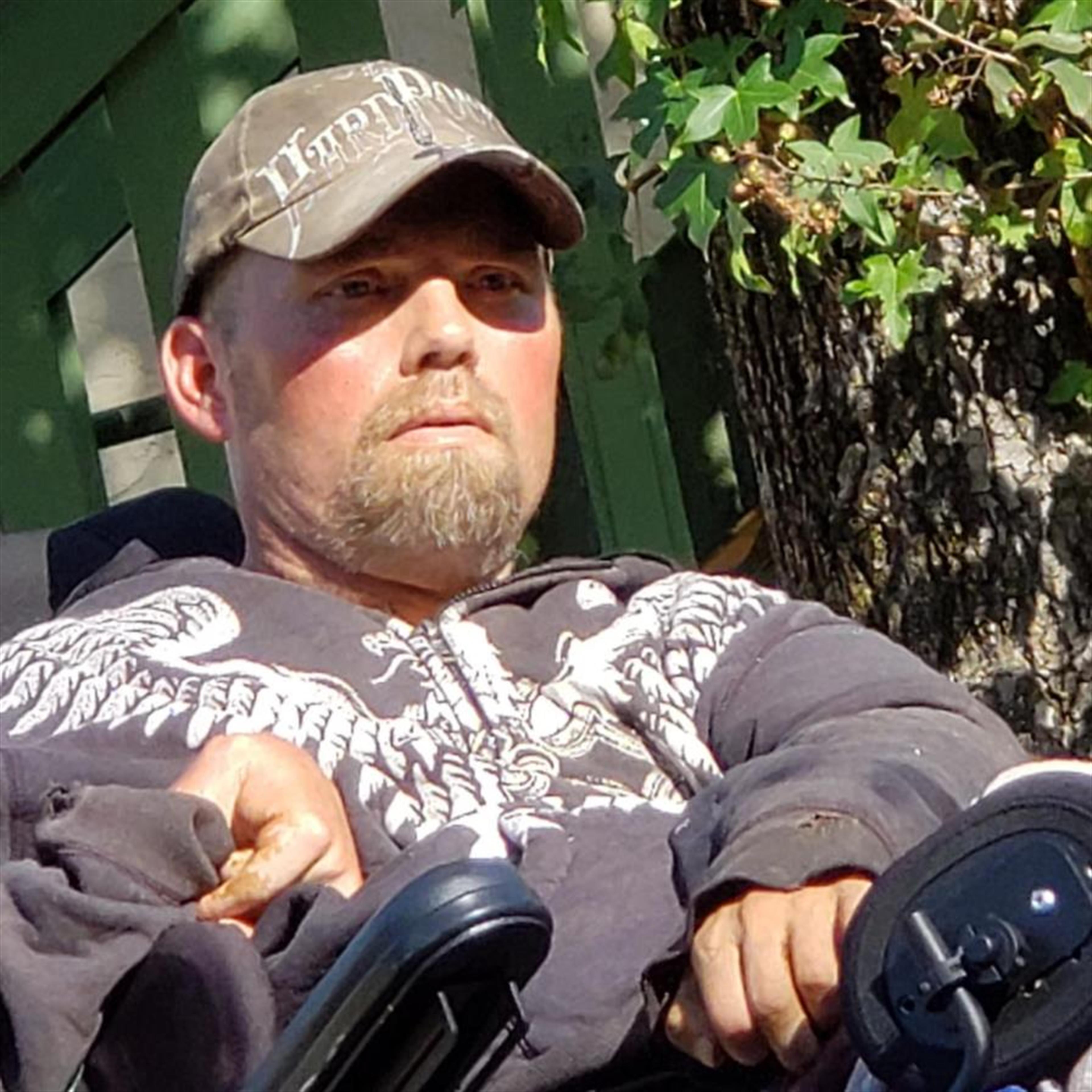 Charlie Daniel "Chuck" Minehart's obituary picture