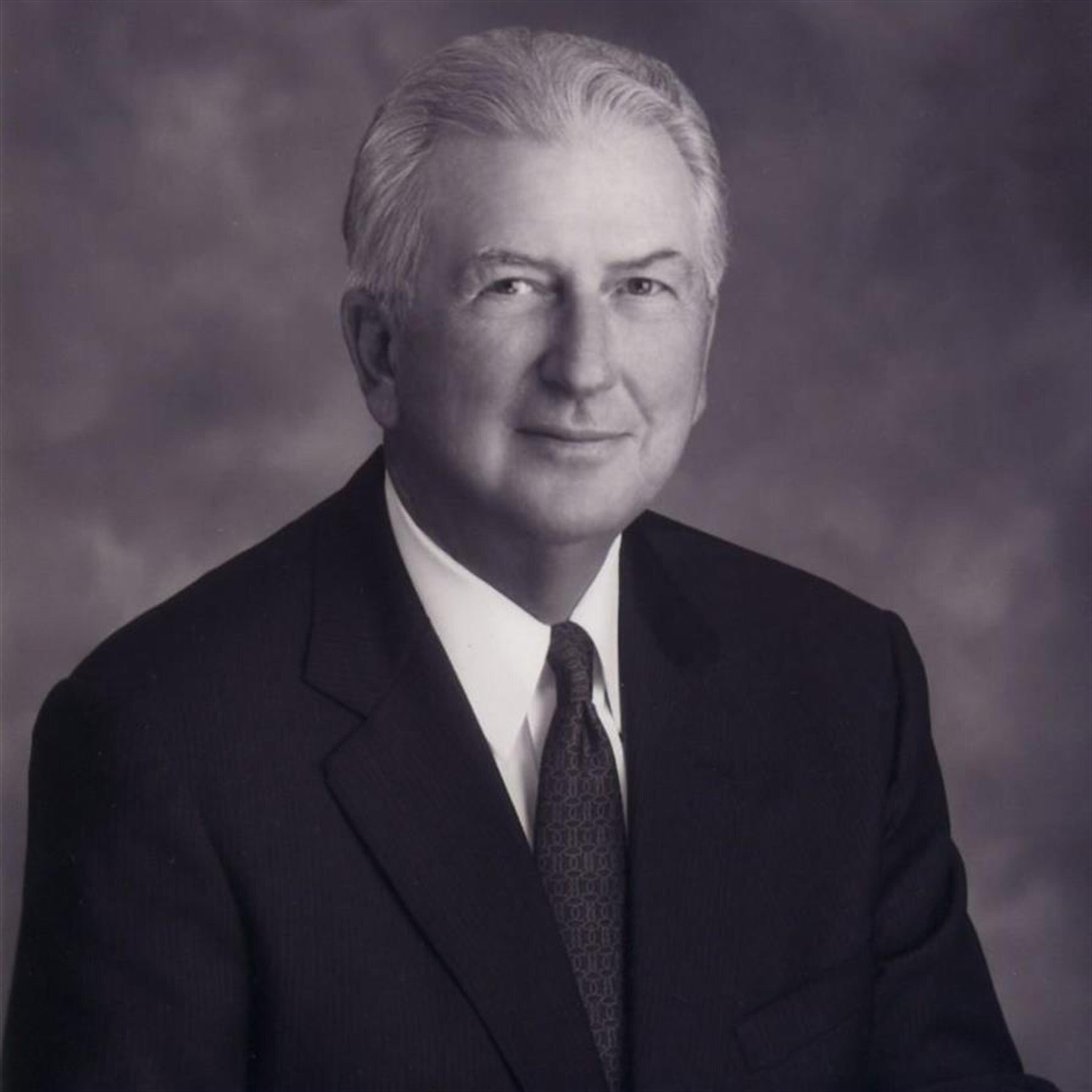 Dr. Harvey William Bender MD