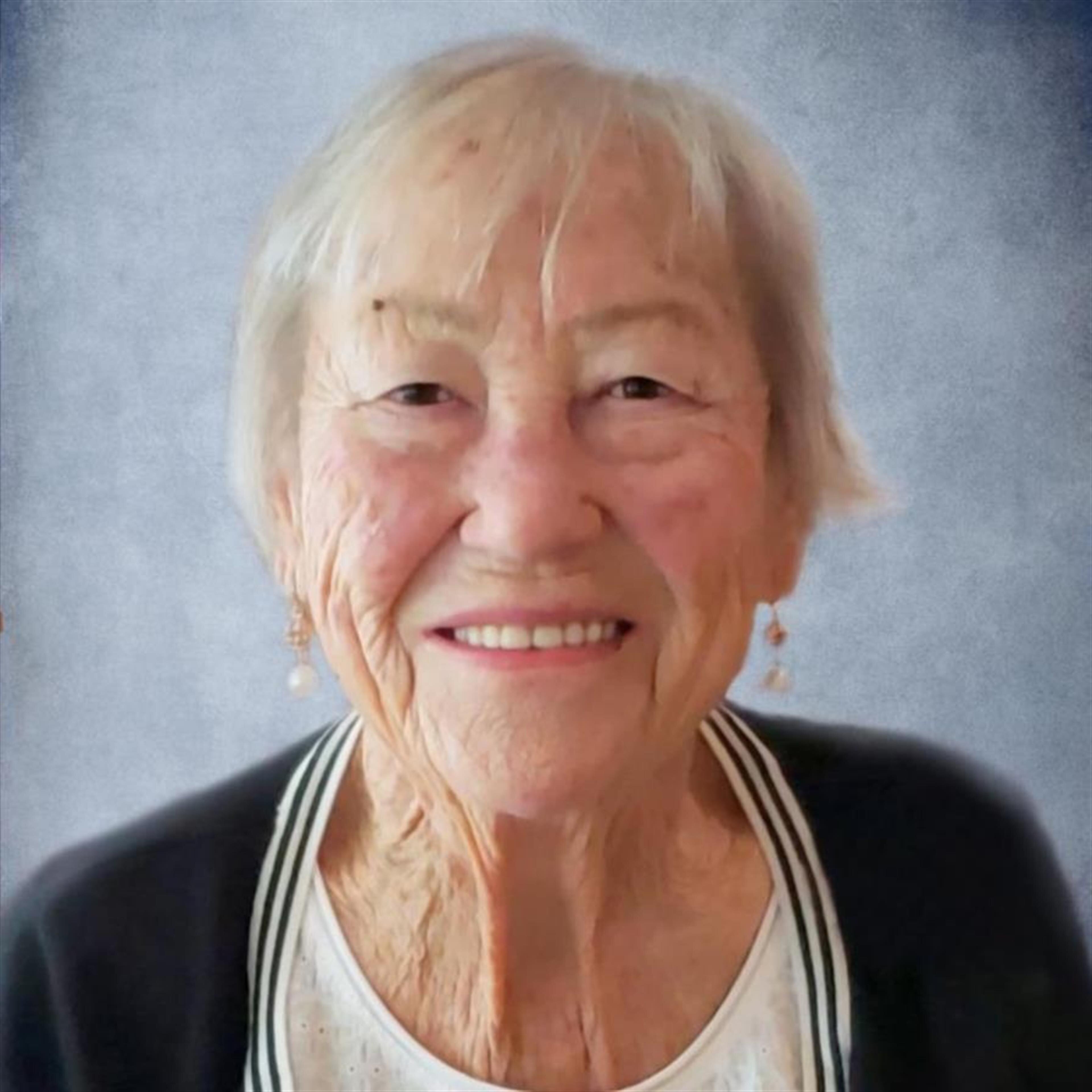 Evelyn Rose Sides
