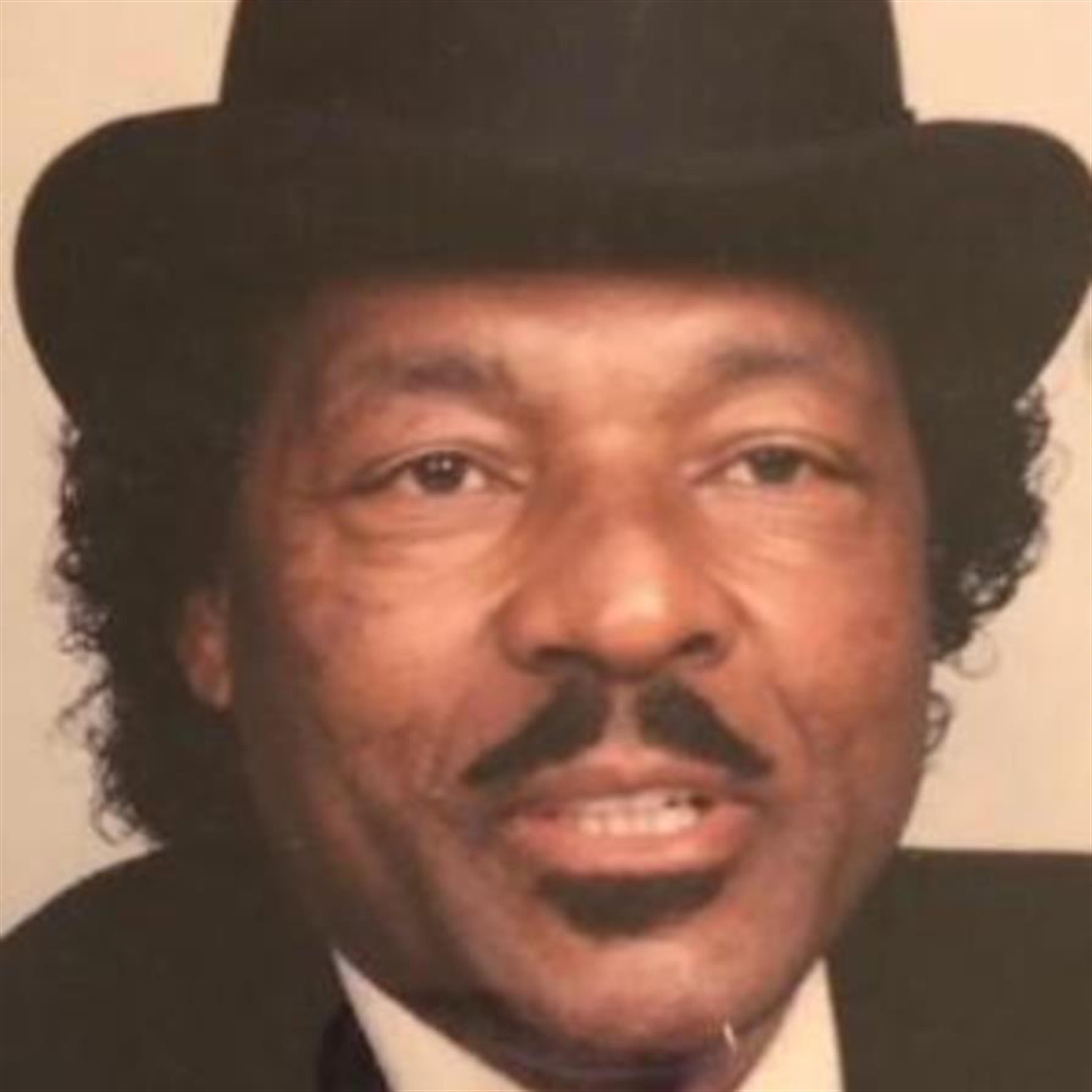 Harry Hampton, Jr.'s obituary picture