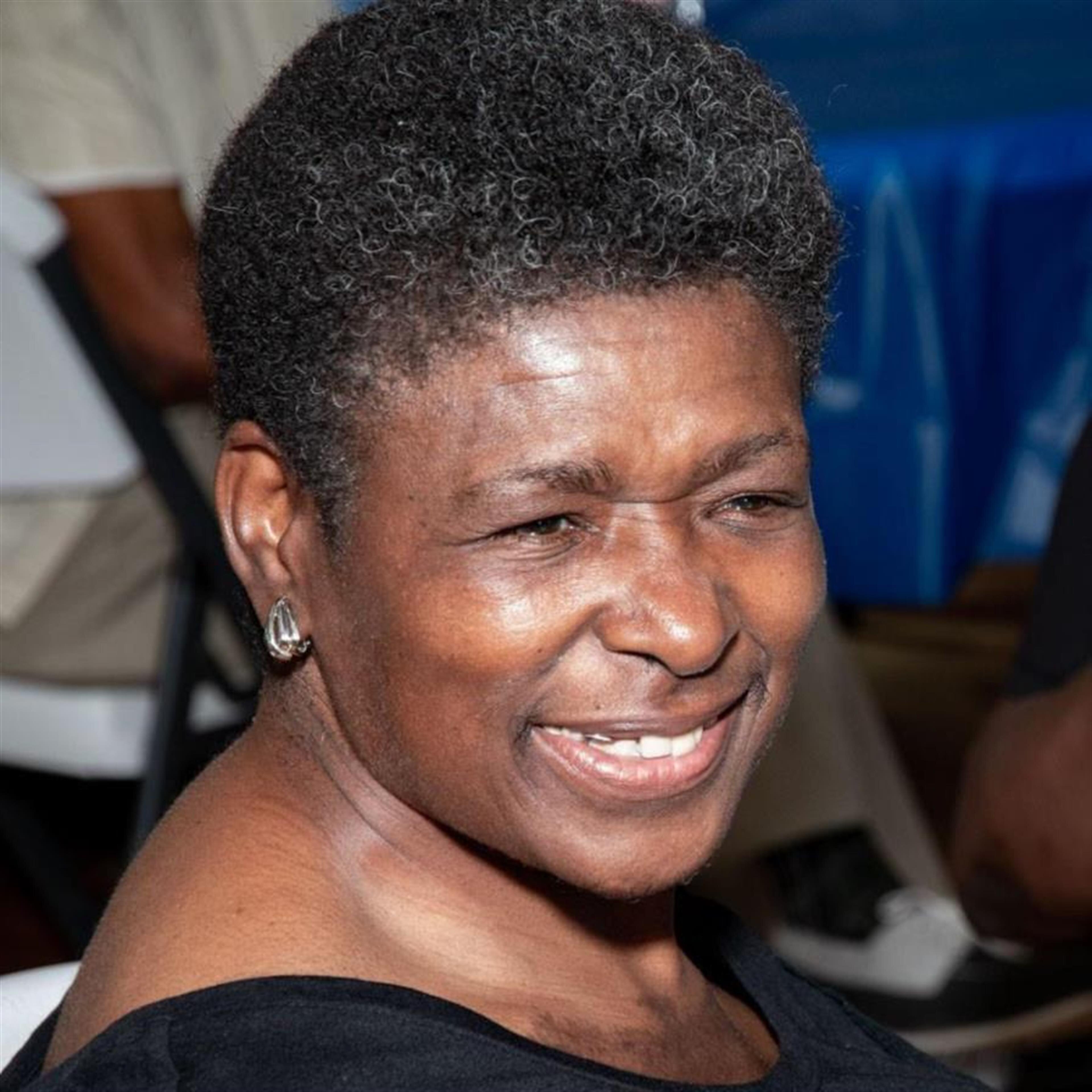 Roxanne Llaine Brown