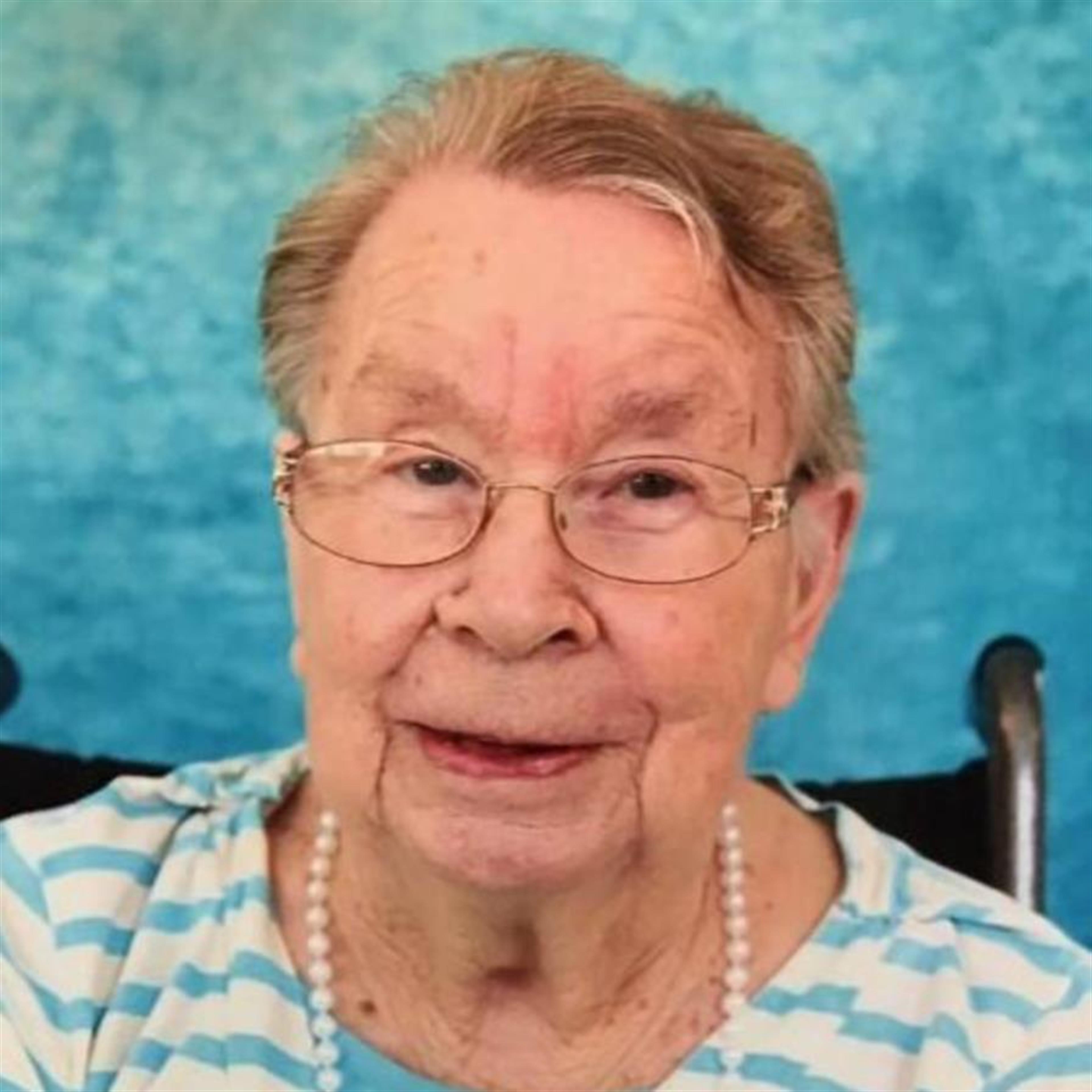 Edna Alice Probst's obituary picture