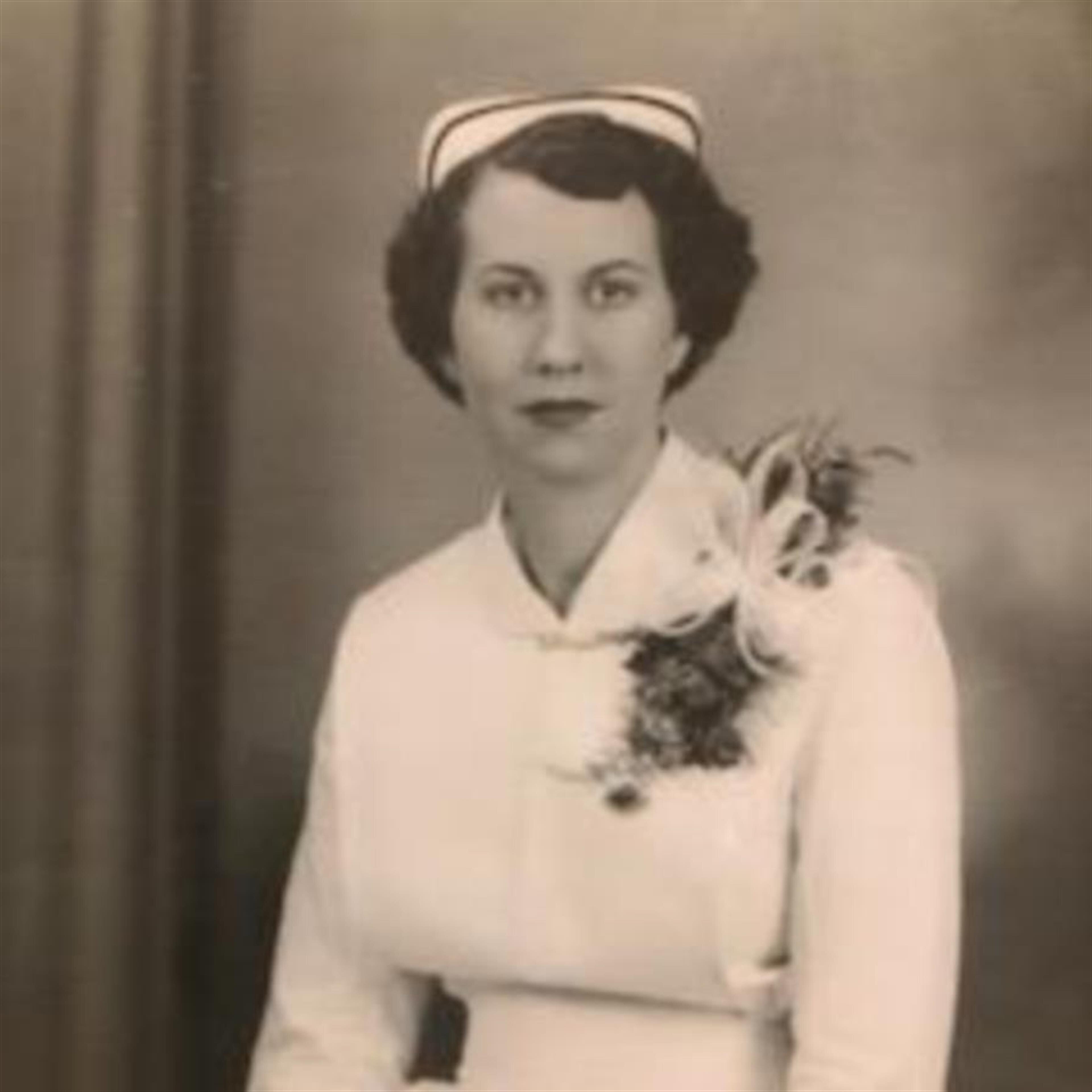 Nellie DeWitt