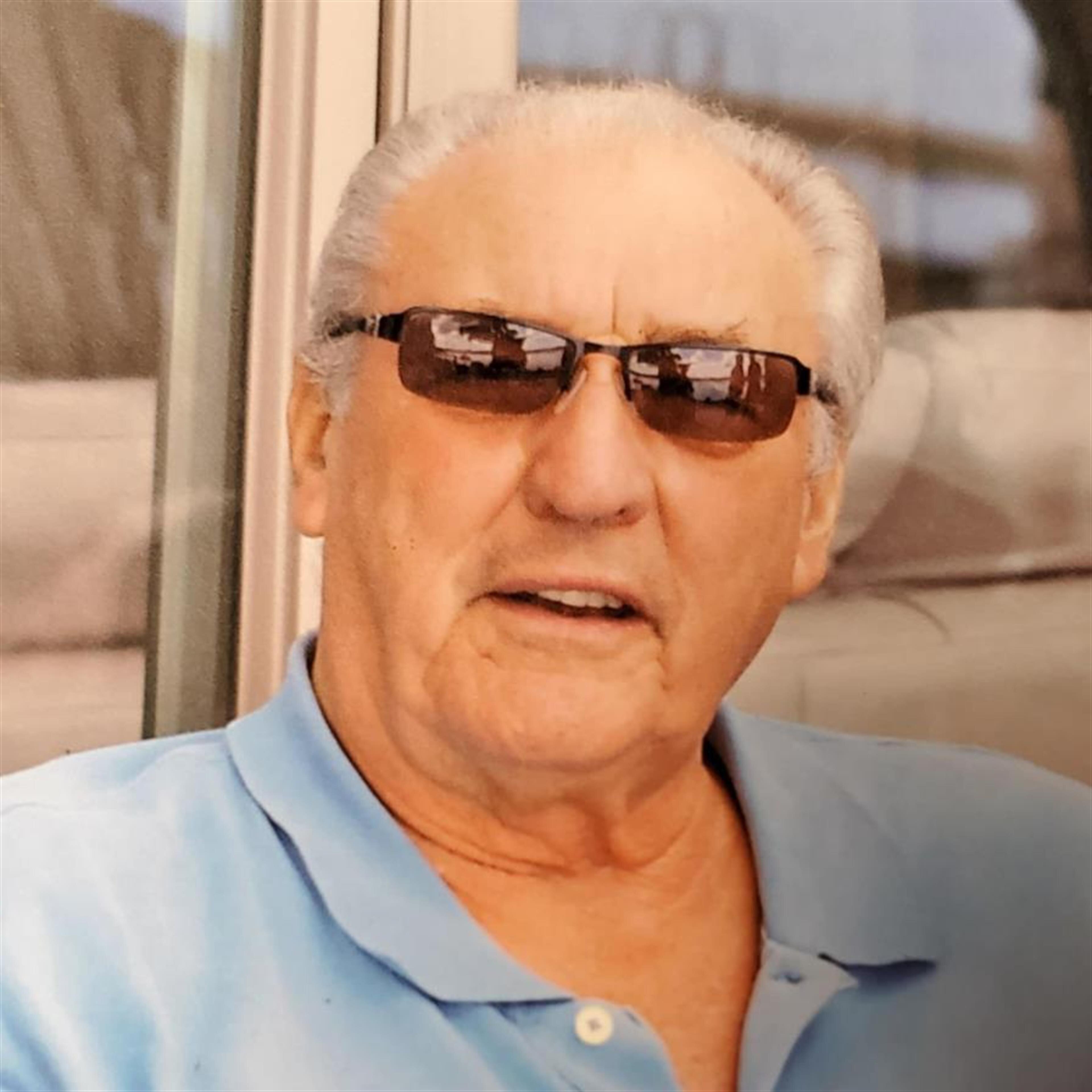 LeRoy D. "Lee" Smrcina