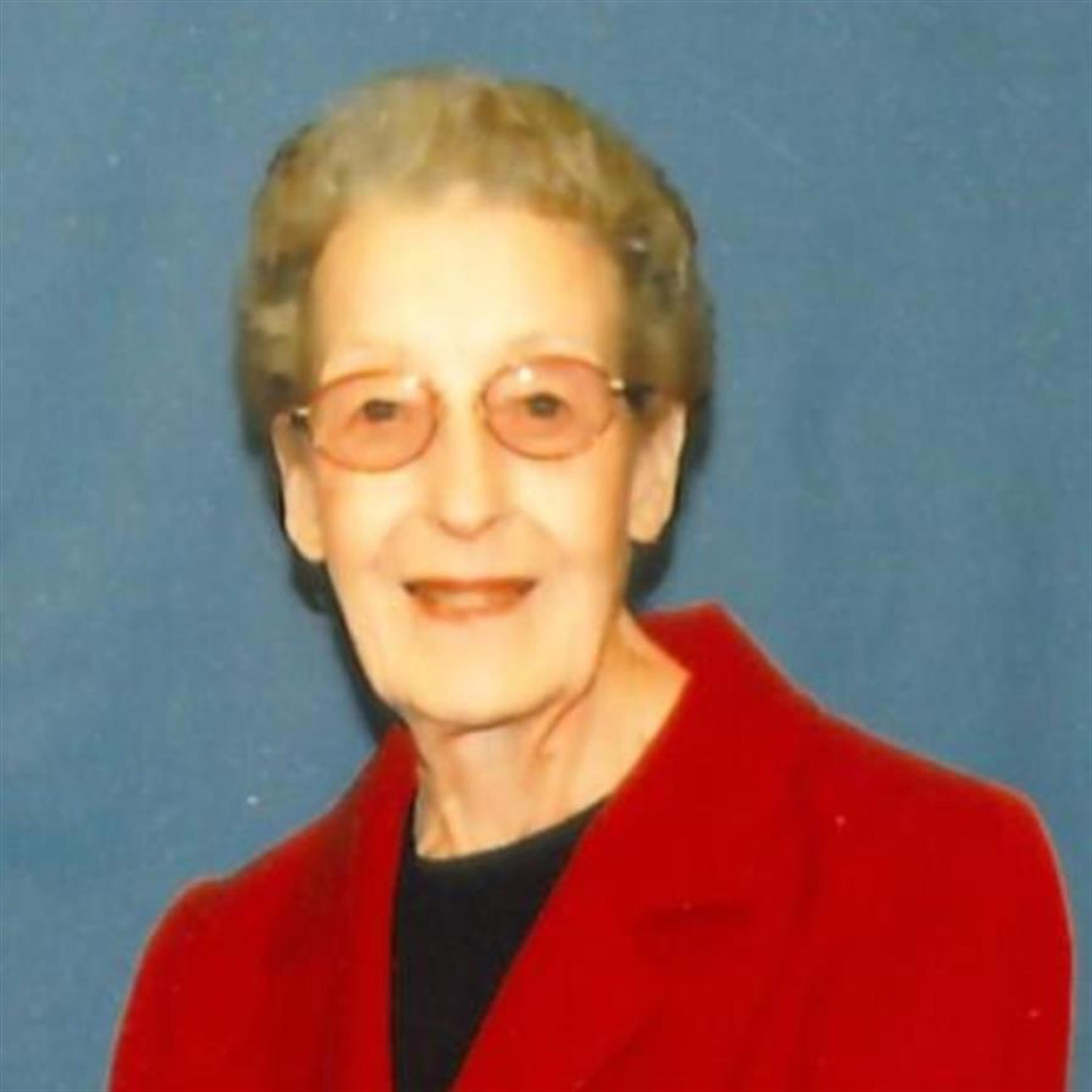 Iris Estell Davis