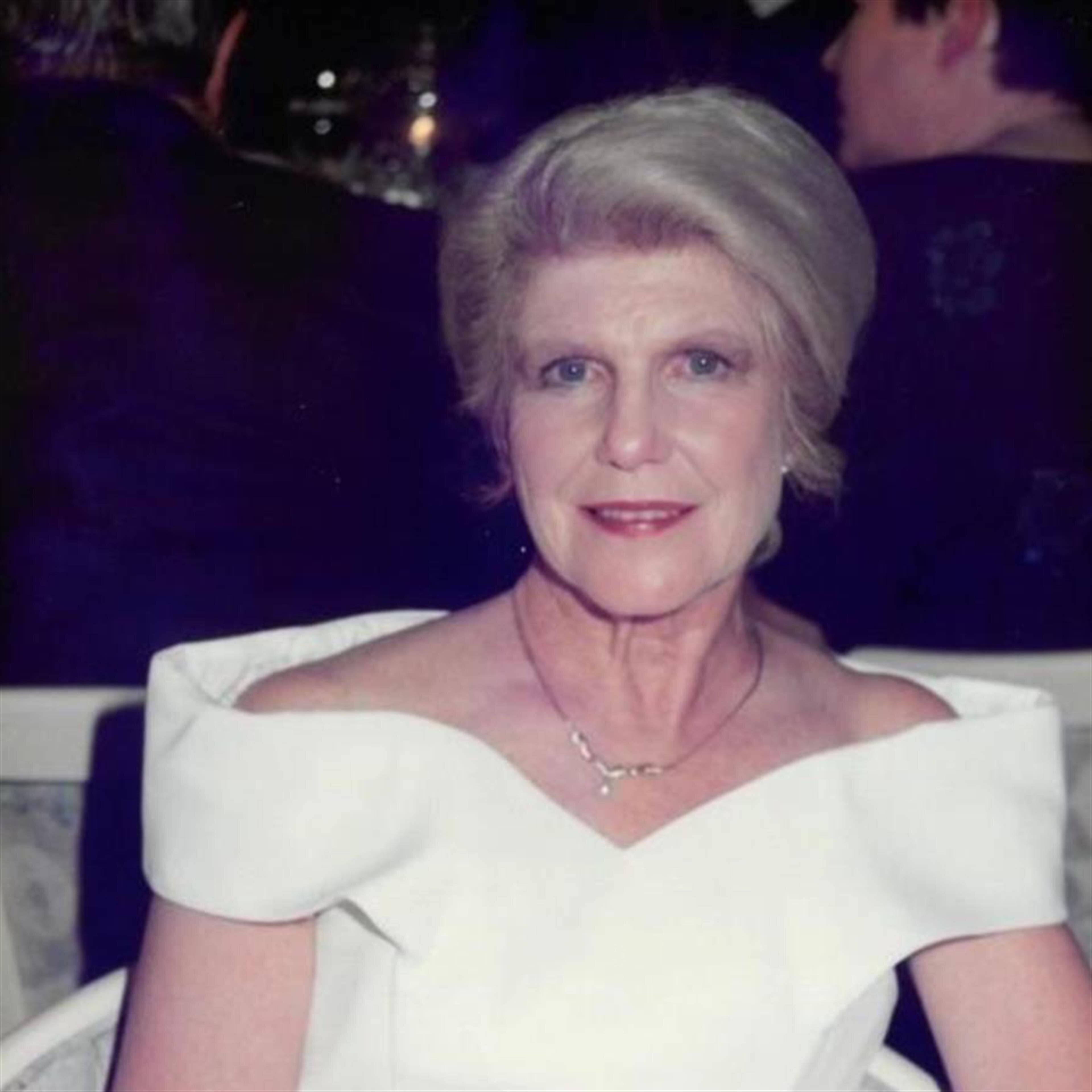 Delaine B Guenther