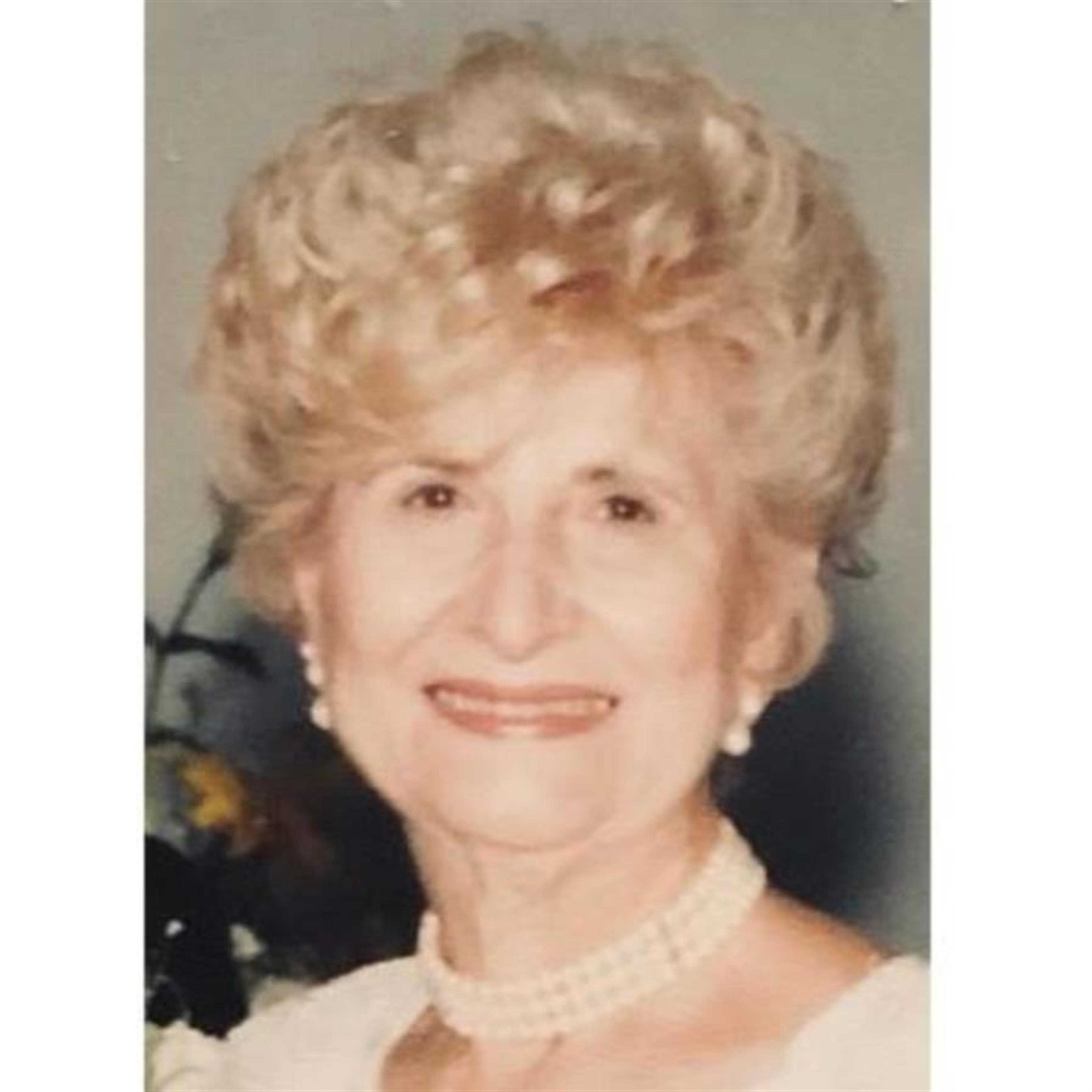Grazia Nora "Lenore" Maurillo