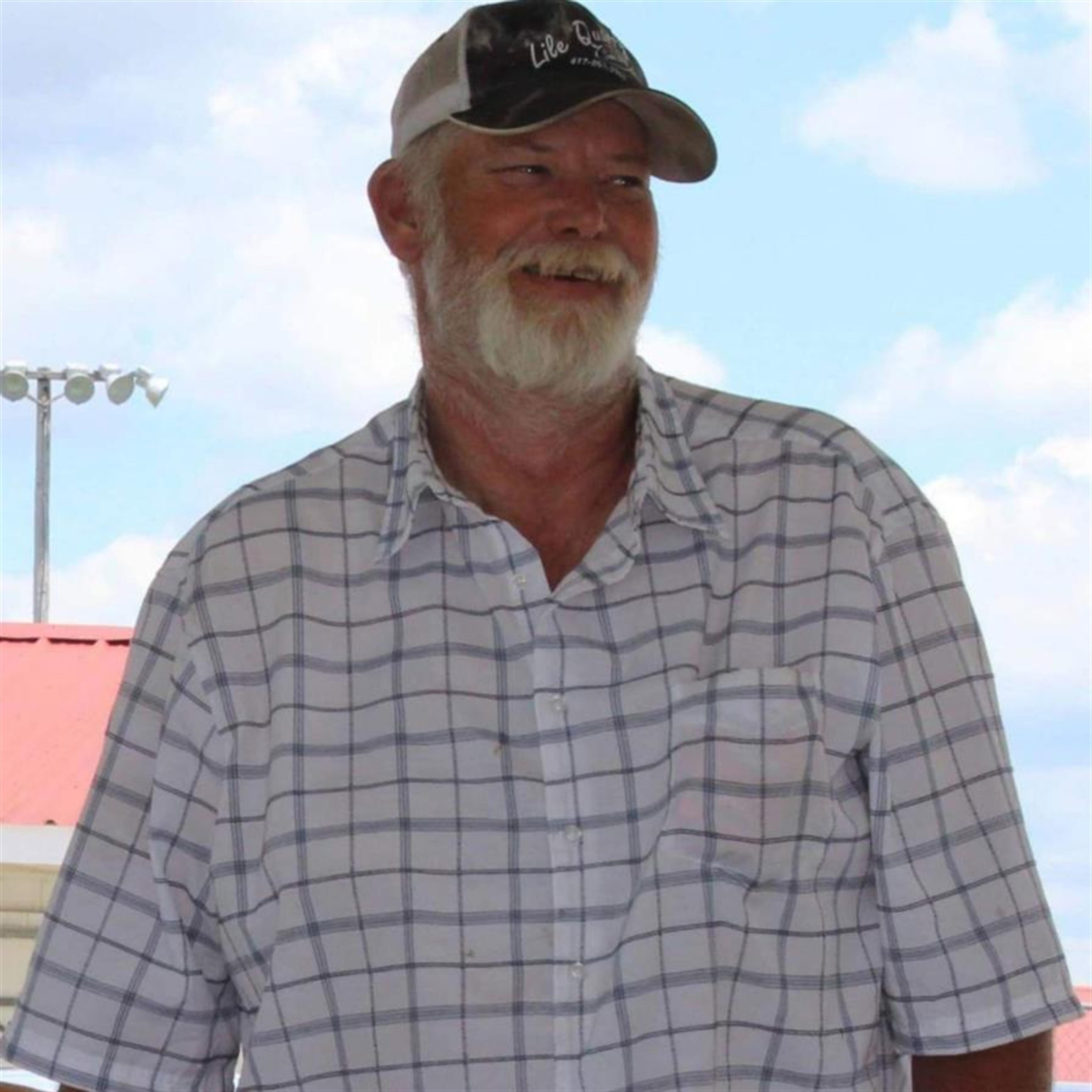 L. Robert 'Bob' Findley (Seymour)