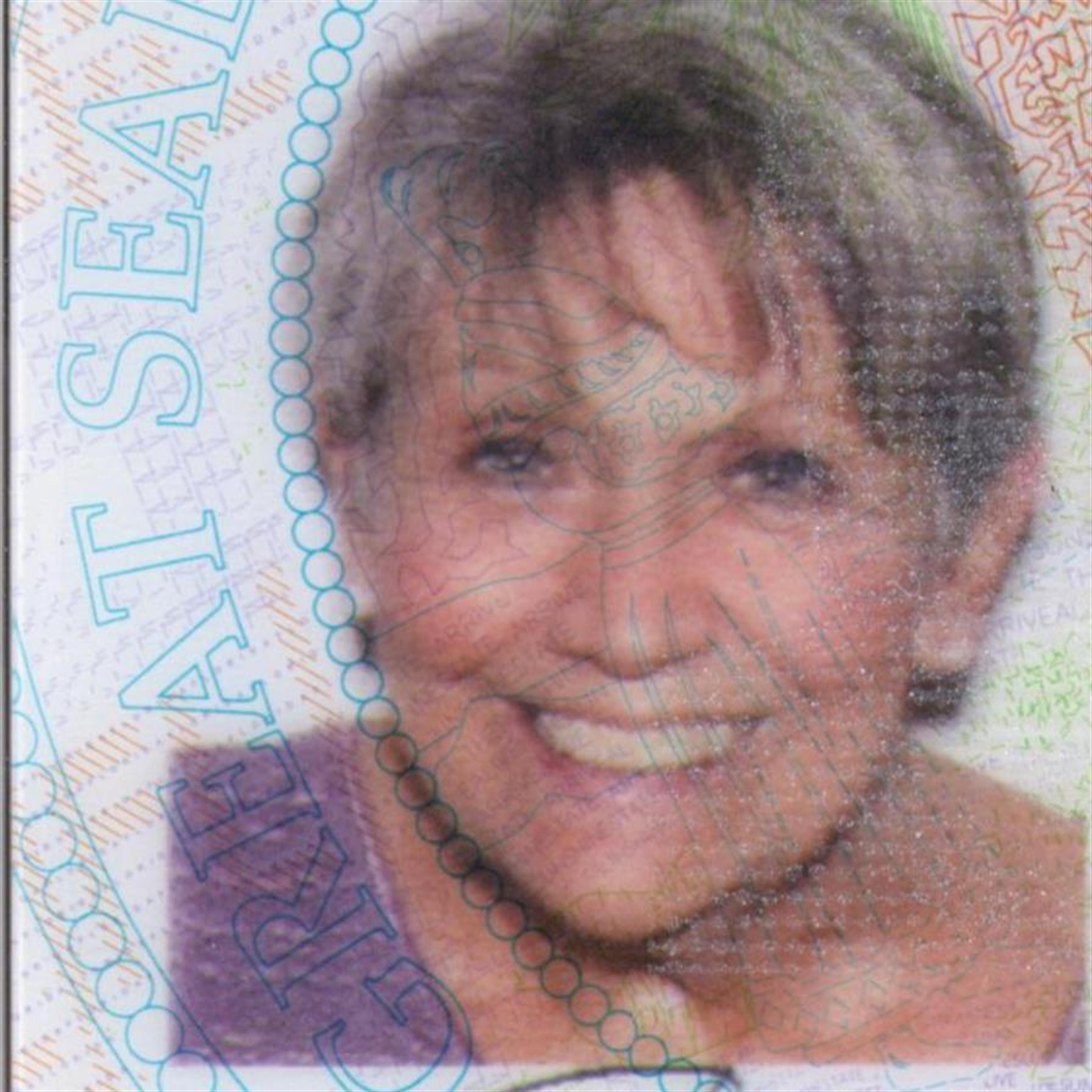 Rosa M Melo