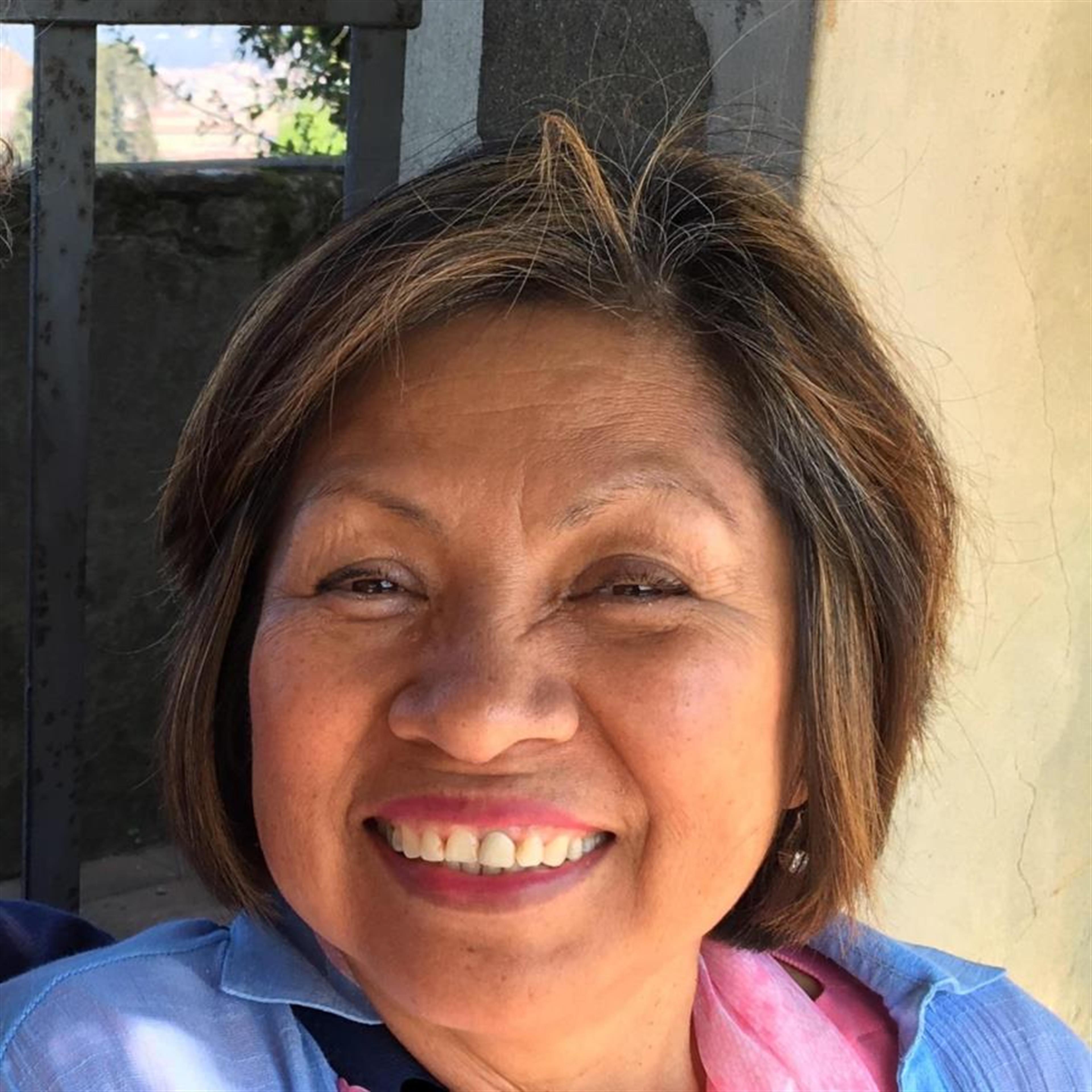 Nelly Elizabeth Fernandez Johnston's obituary picture