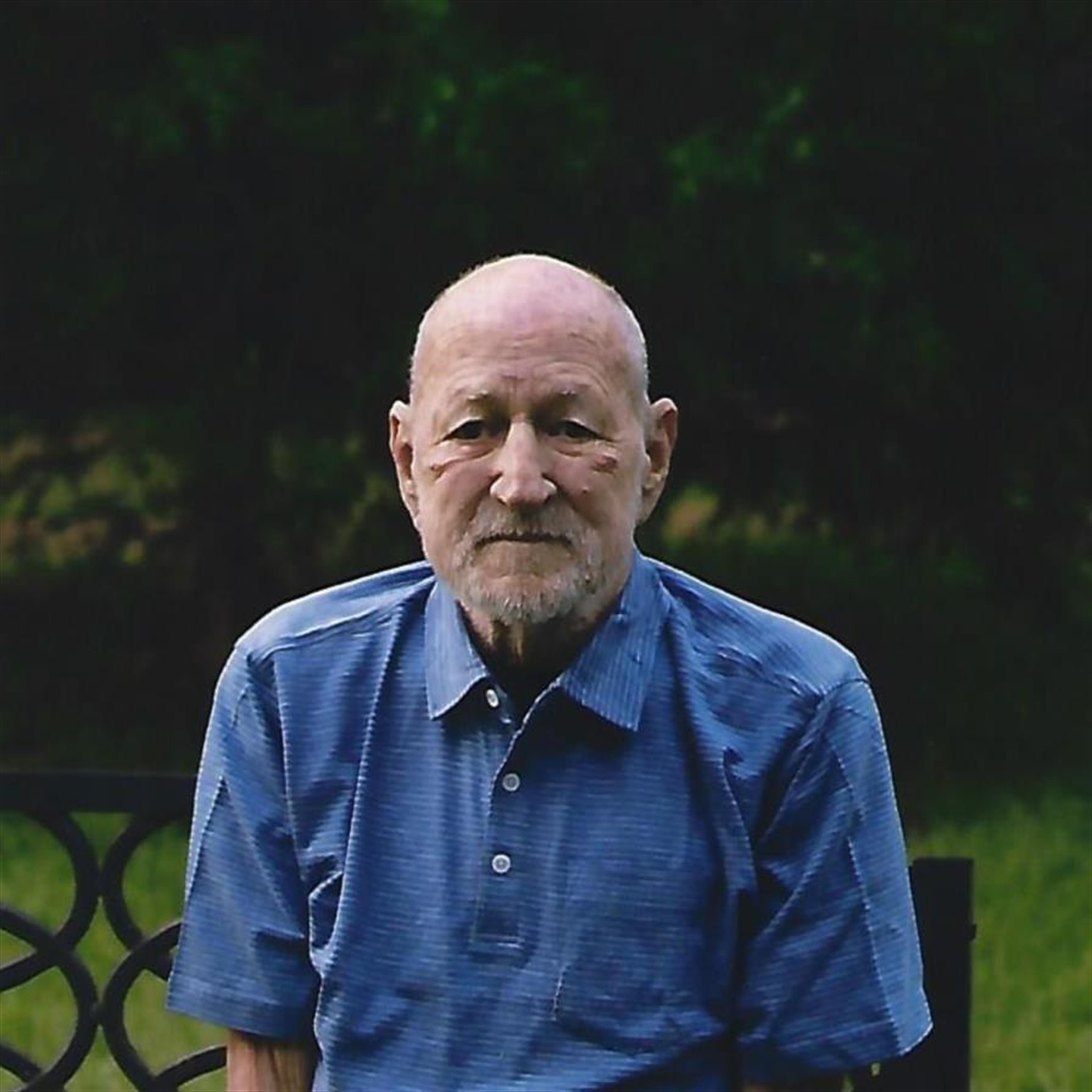 Cecil Peters' obituary picture