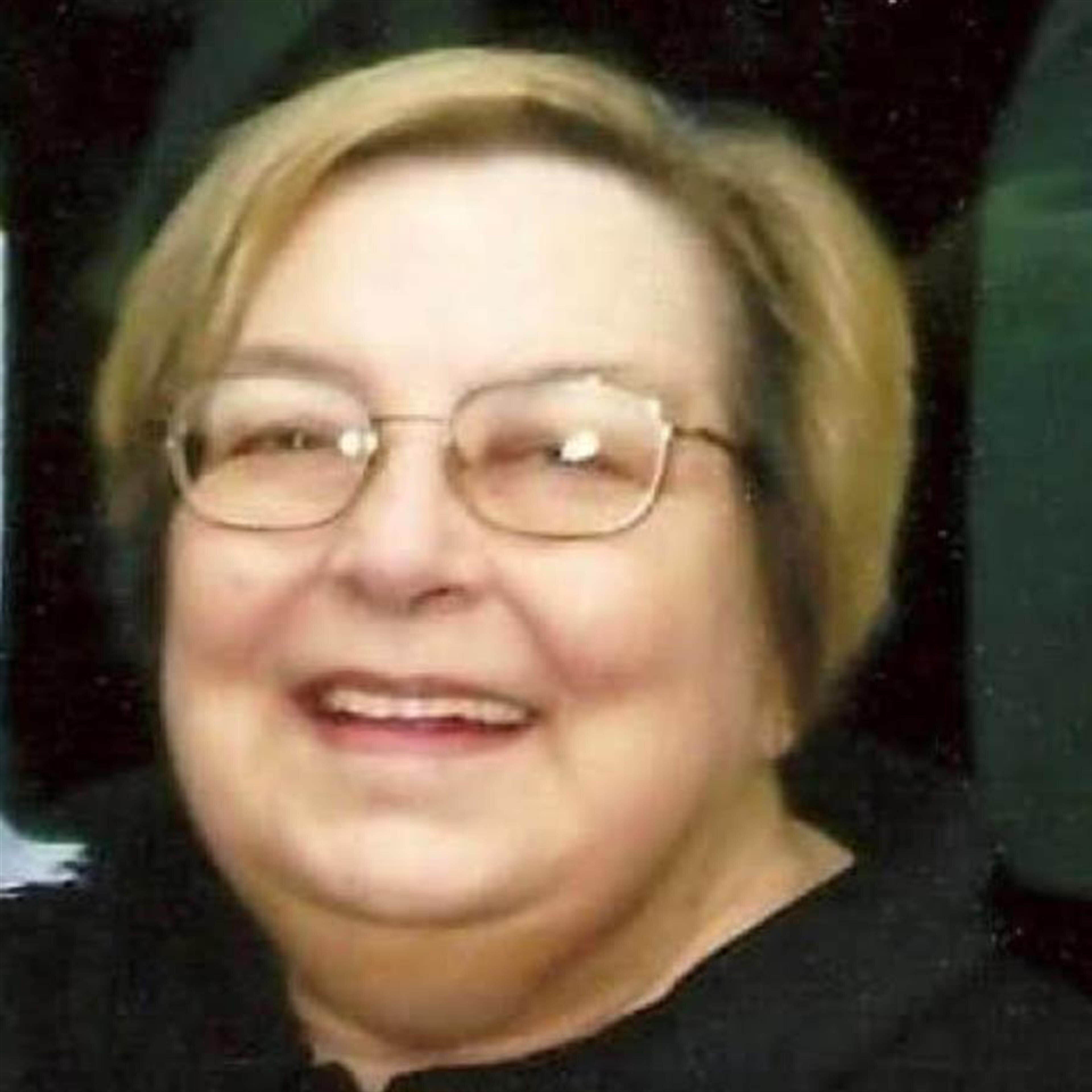 Lana Kinser (Hartville)