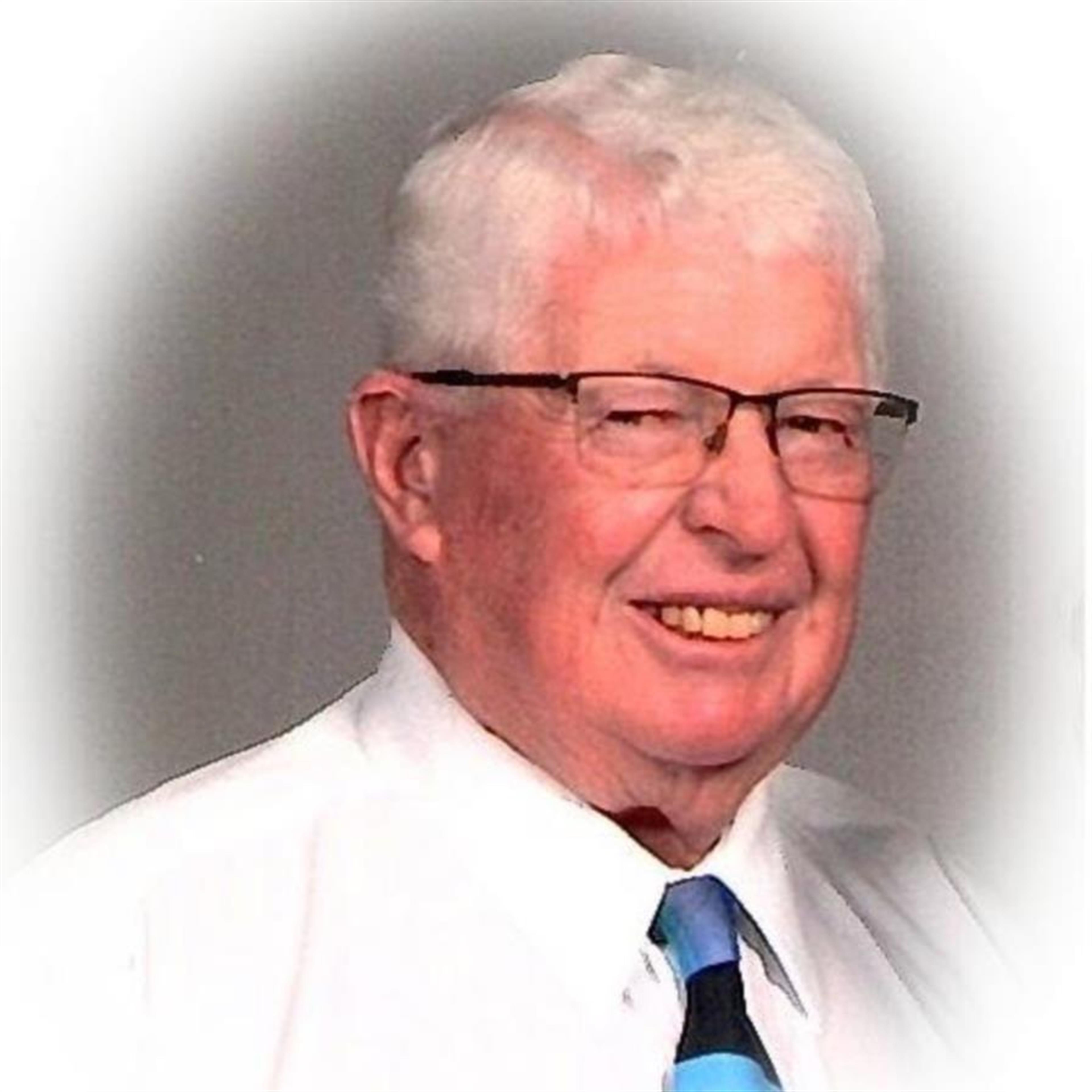 Paul Saar's obituary picture