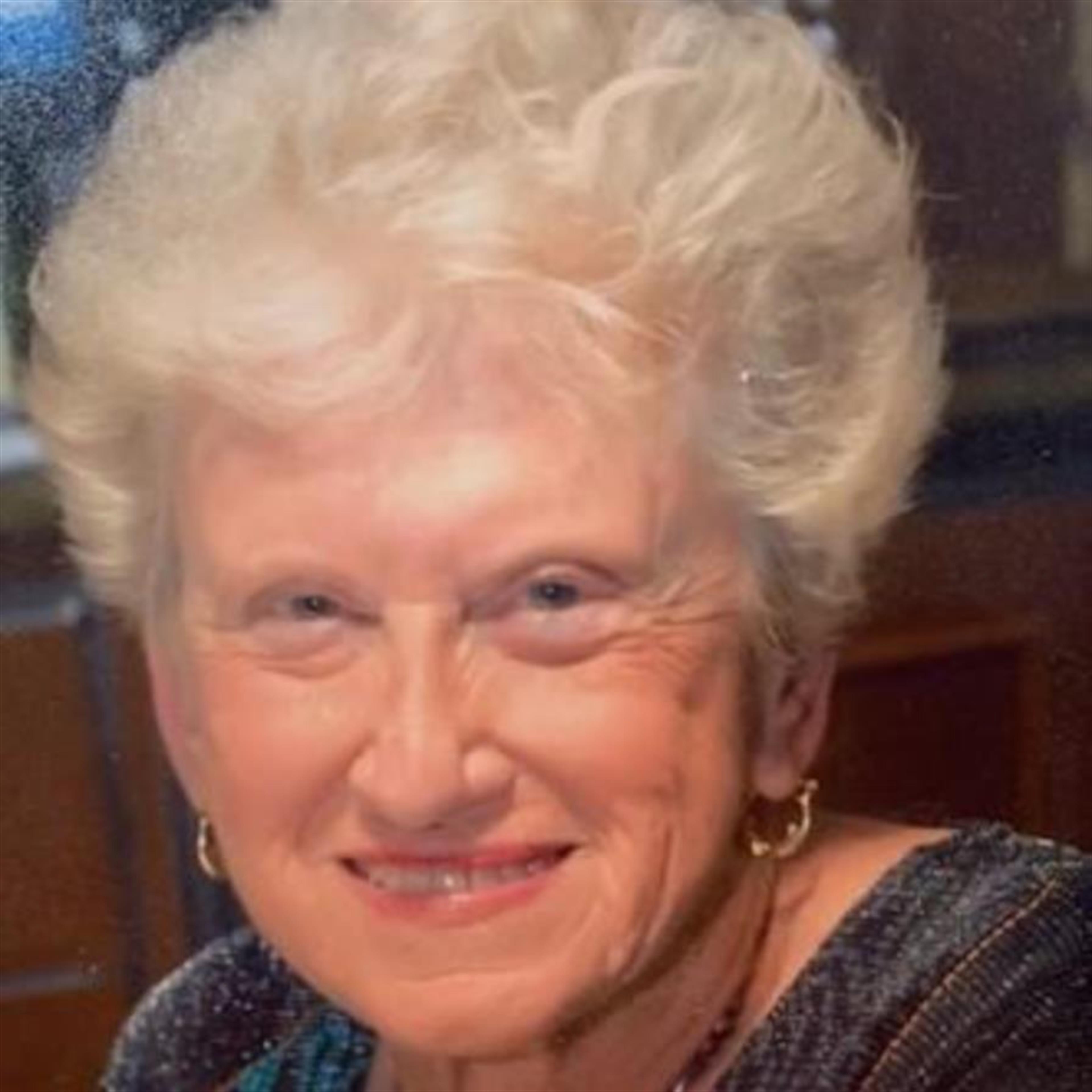 SANDRA TAVLIN