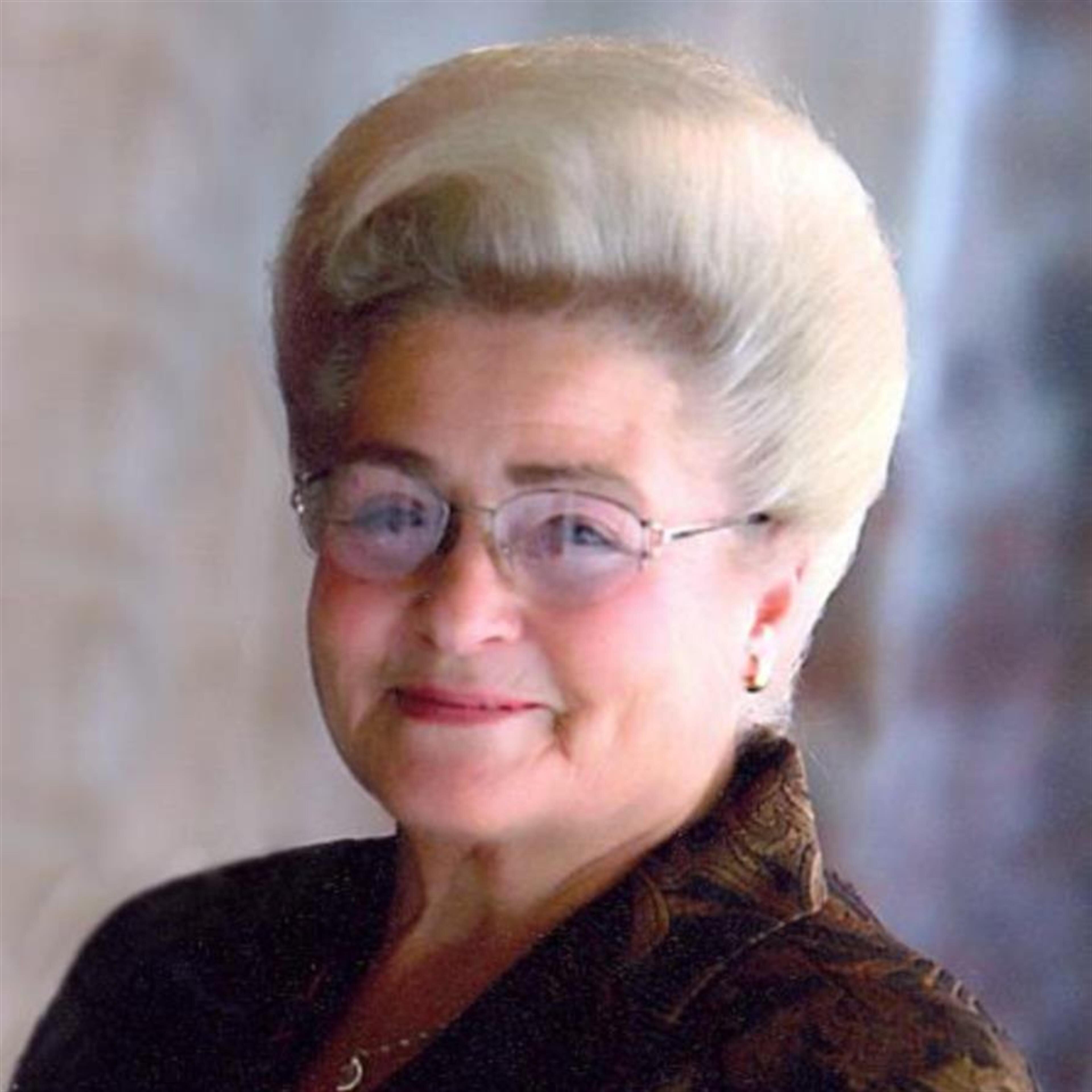 Loveta Brown (Lebanon)