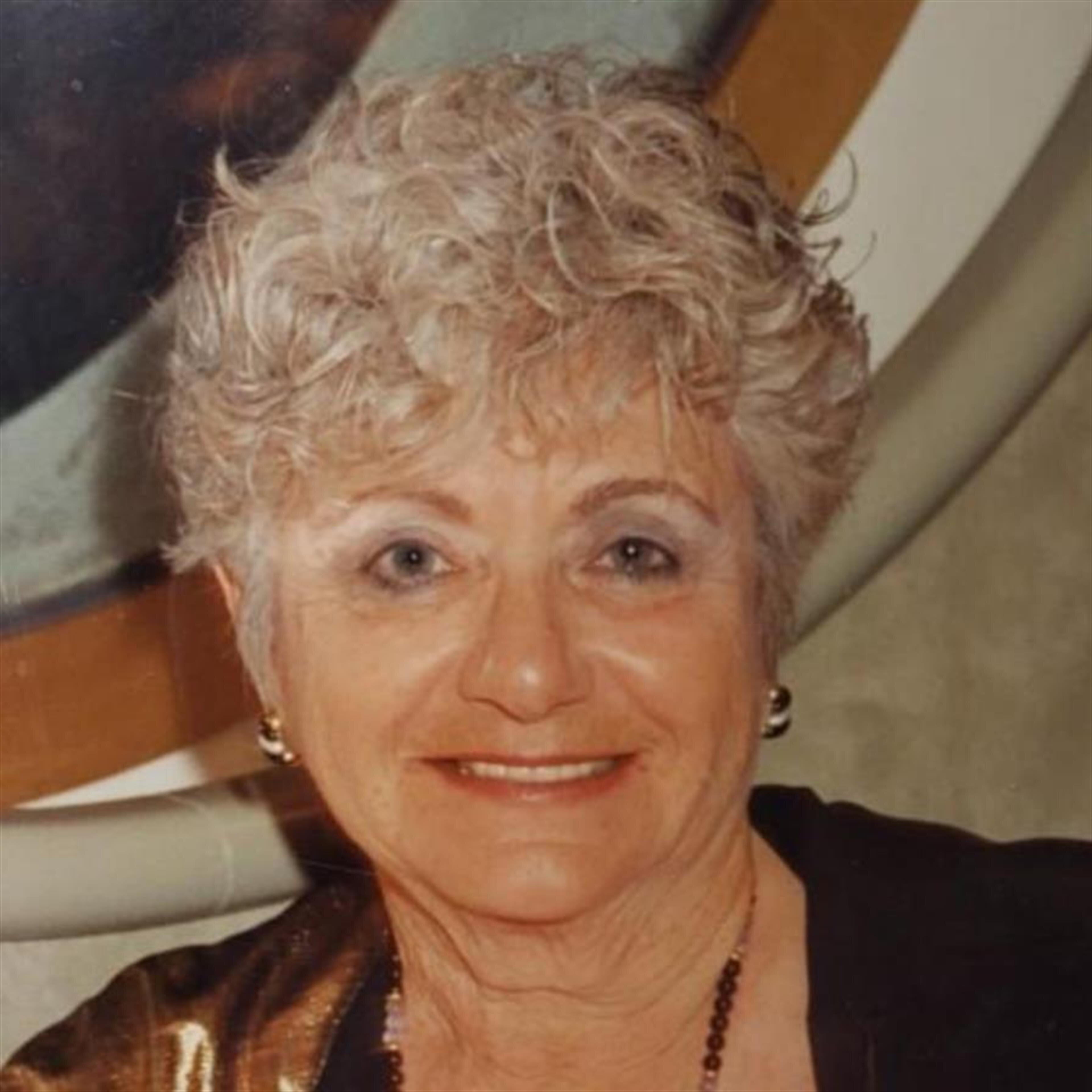 Jacqueline Fineblit