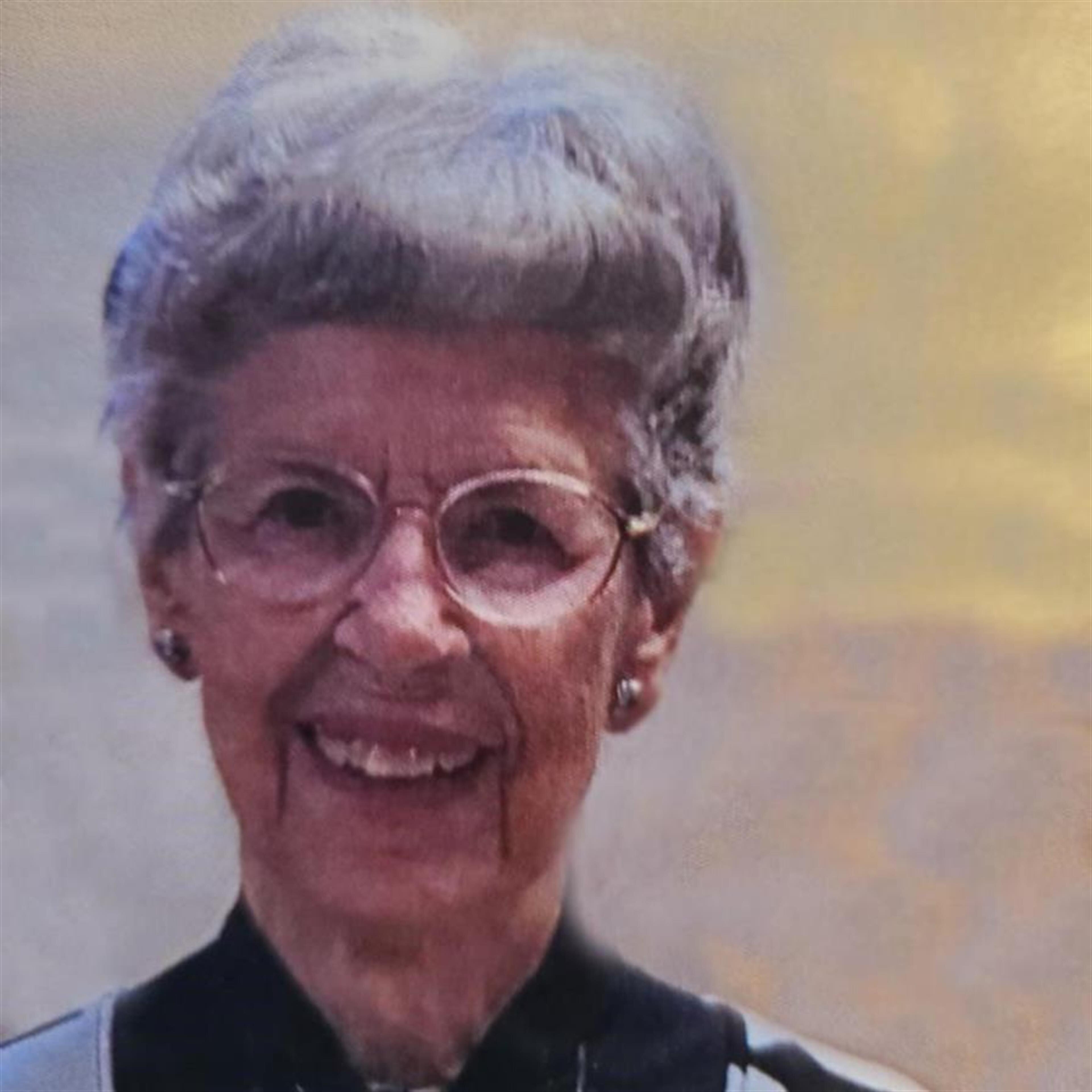 Dorothy Mae Snow