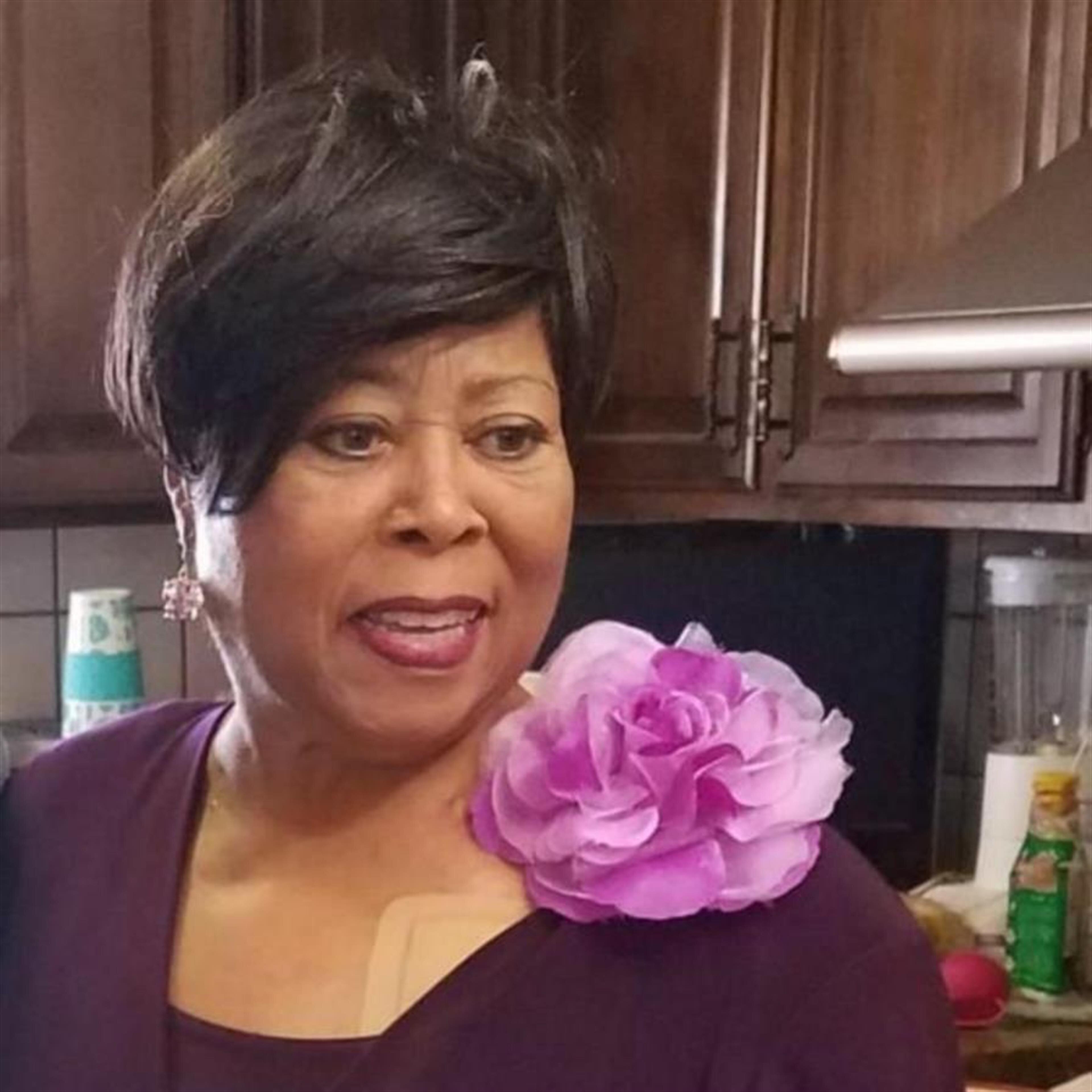 Loretta Peaches Perry